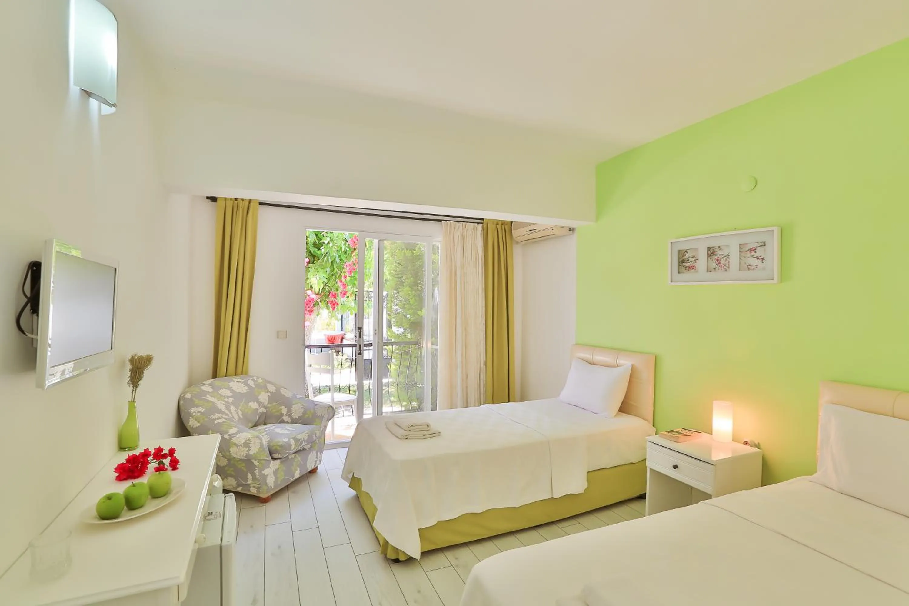 Day in Kiraz Butik Hotel