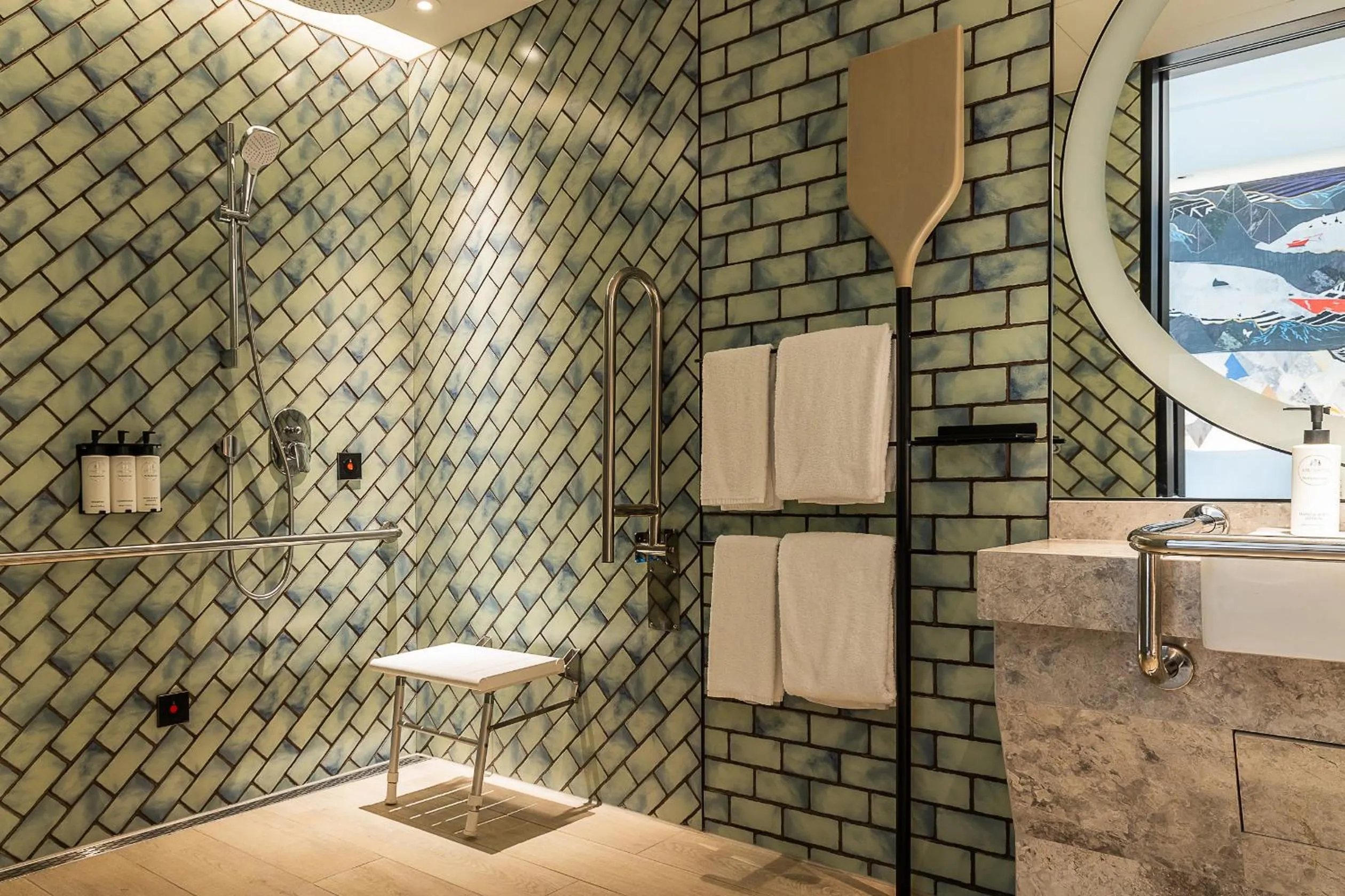 Shower in Hotel Indigo Taipei North by IHG