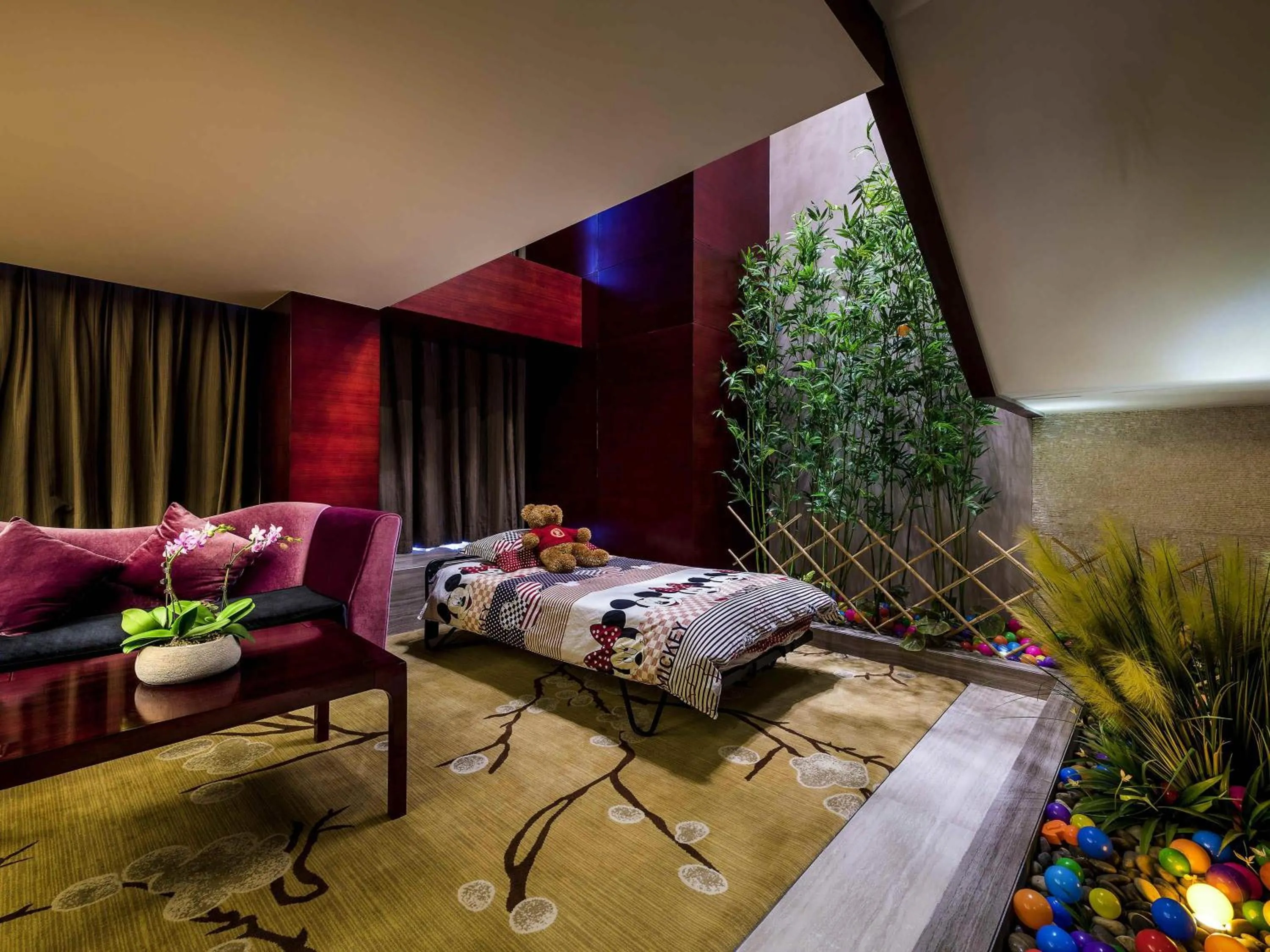 Bedroom in Grand Mercure Xiamen Downtown-Free Welcome Fruit & Metro Station