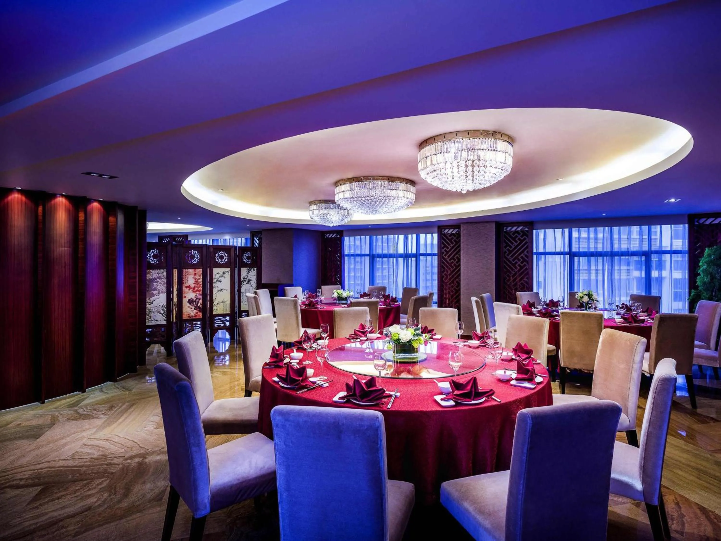 Restaurant/places to eat in Grand Mercure Xiamen Downtown-Free Welcome Fruit & Metro Station