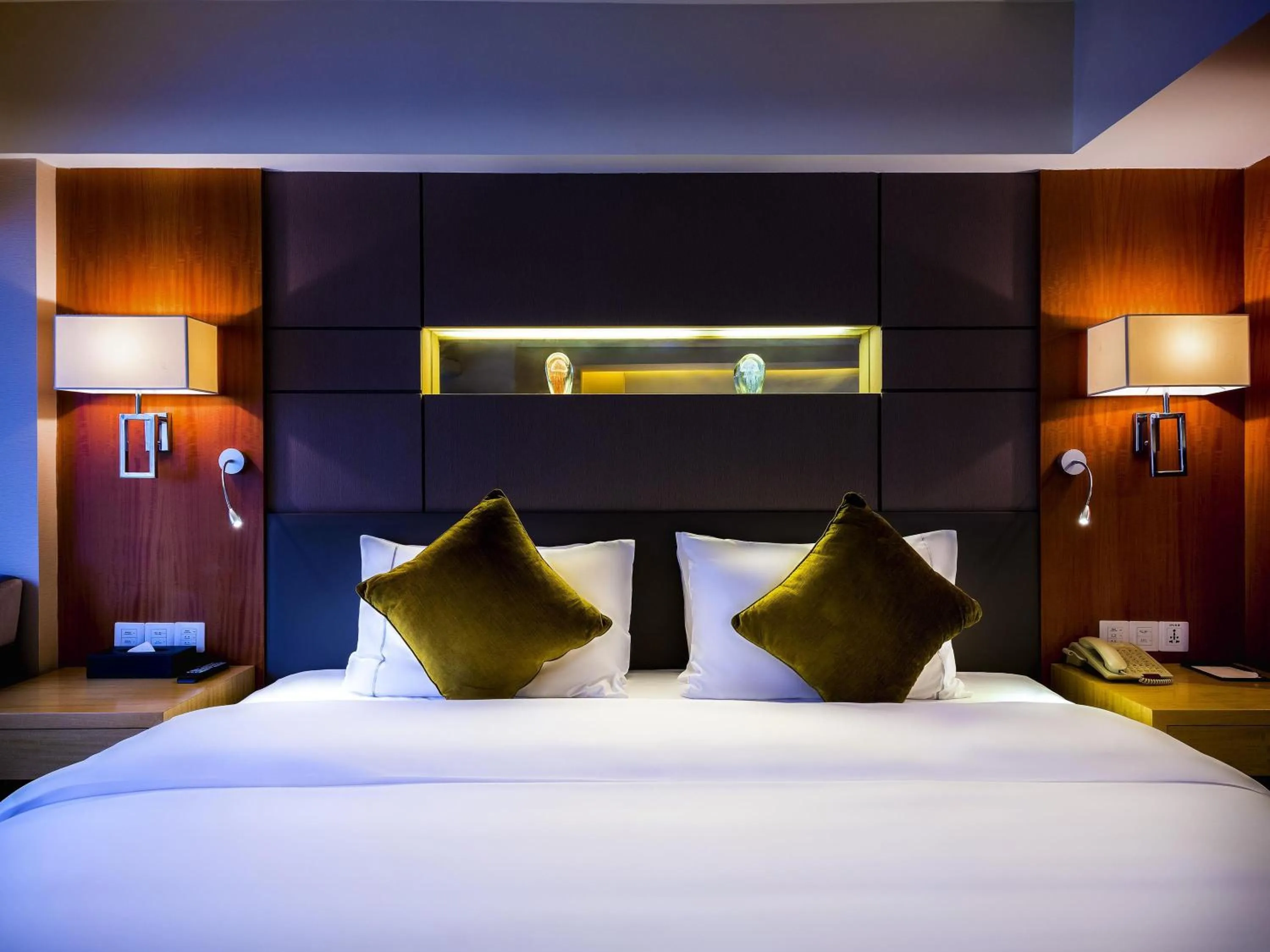 Bedroom, Bed in Grand Mercure Xiamen Downtown-Free Welcome Fruit & Metro Station