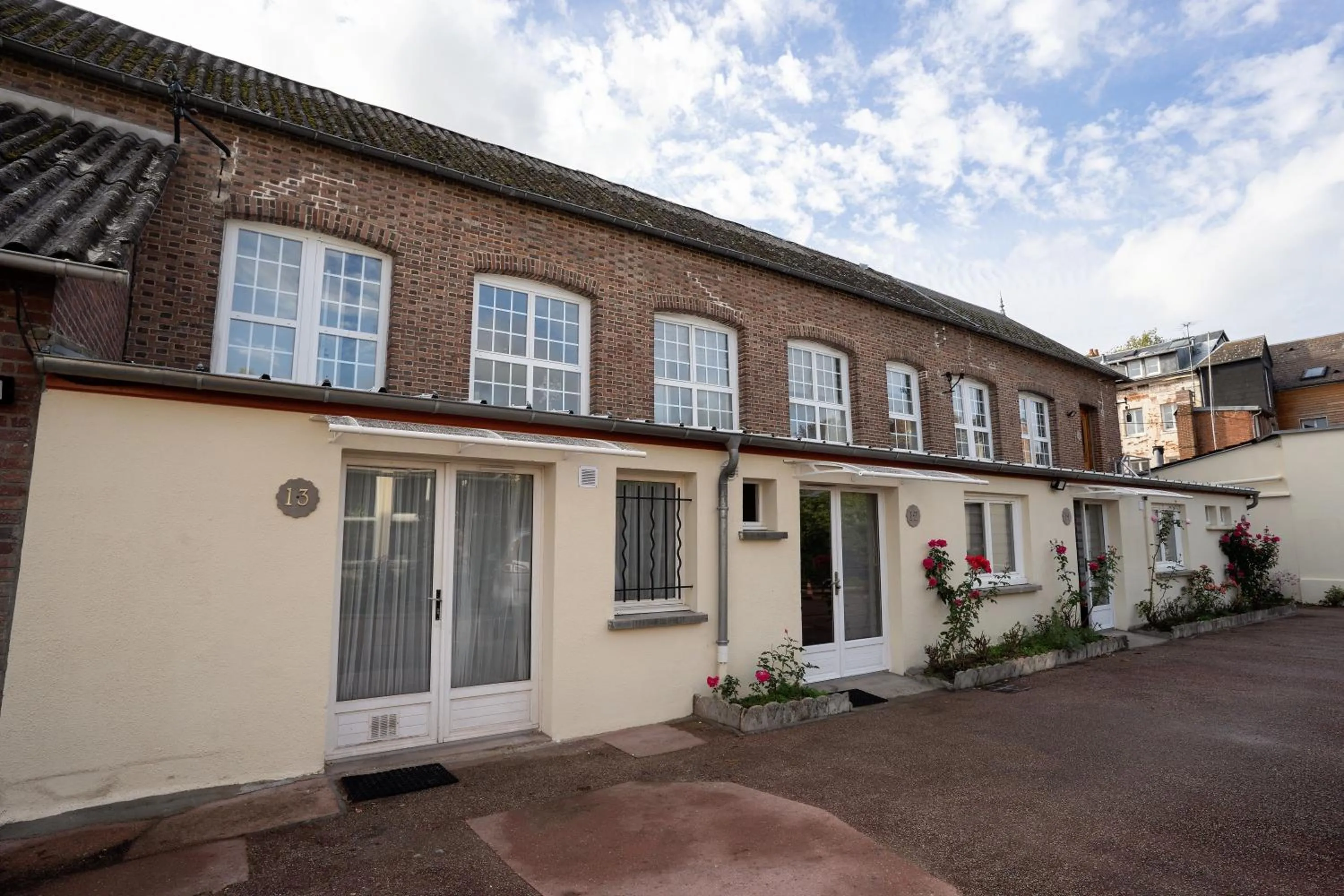 Property building in La Dimiere - Le Postel - Appartements de standing en hyper-centre - Louviers