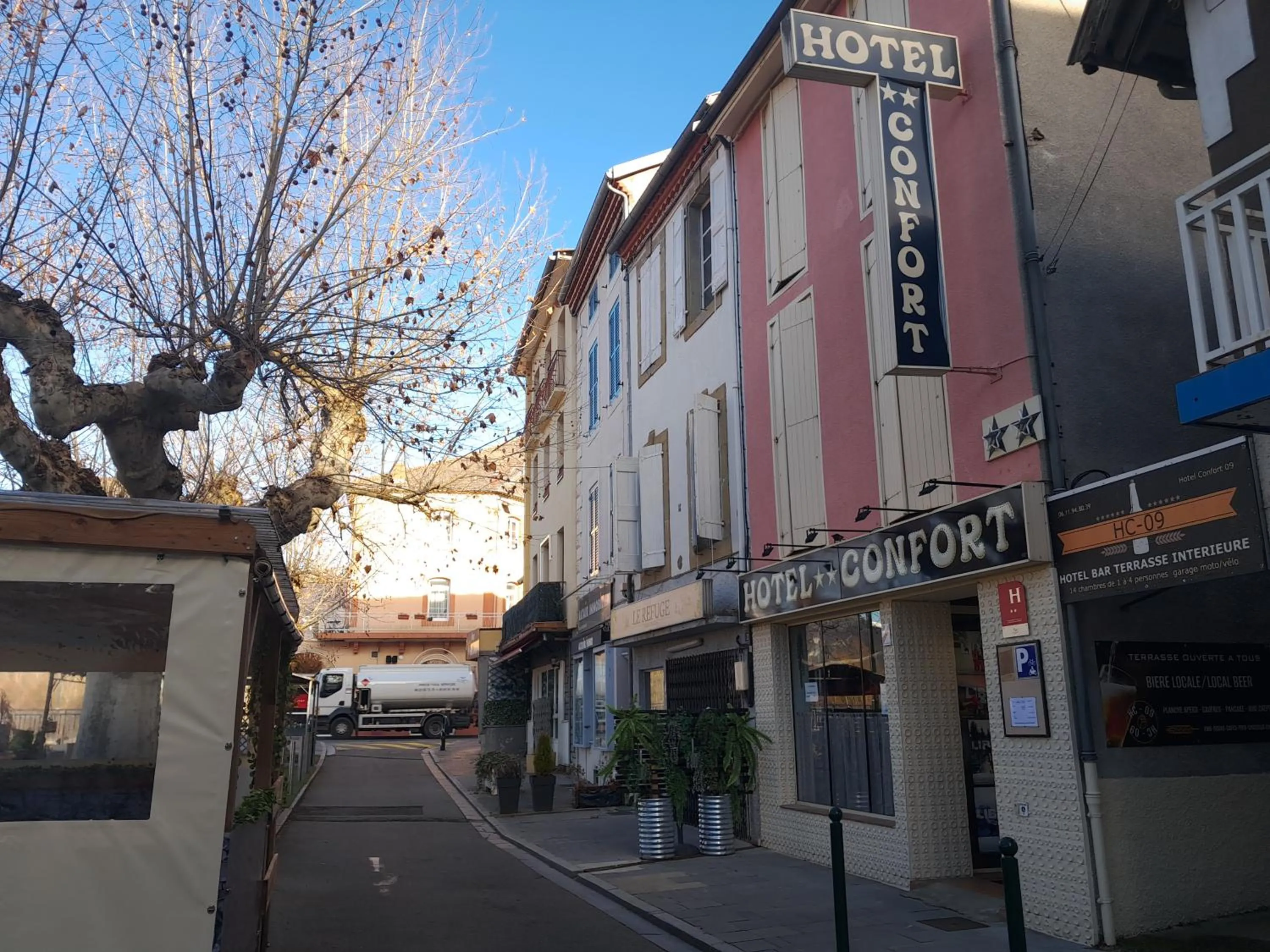 Hôtel Confort 09 ou HC-09