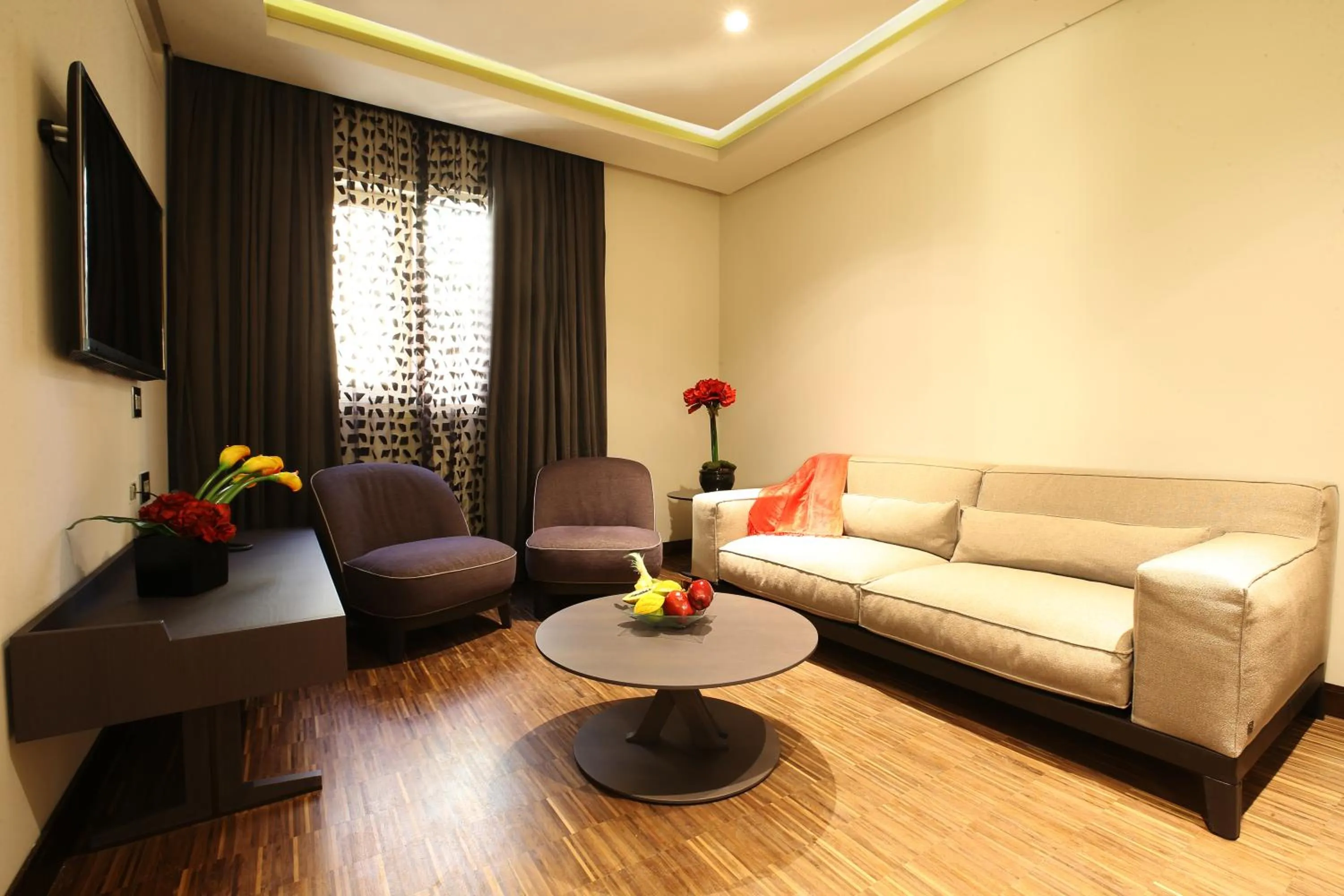 Living room in Lancaster Plaza Beirut