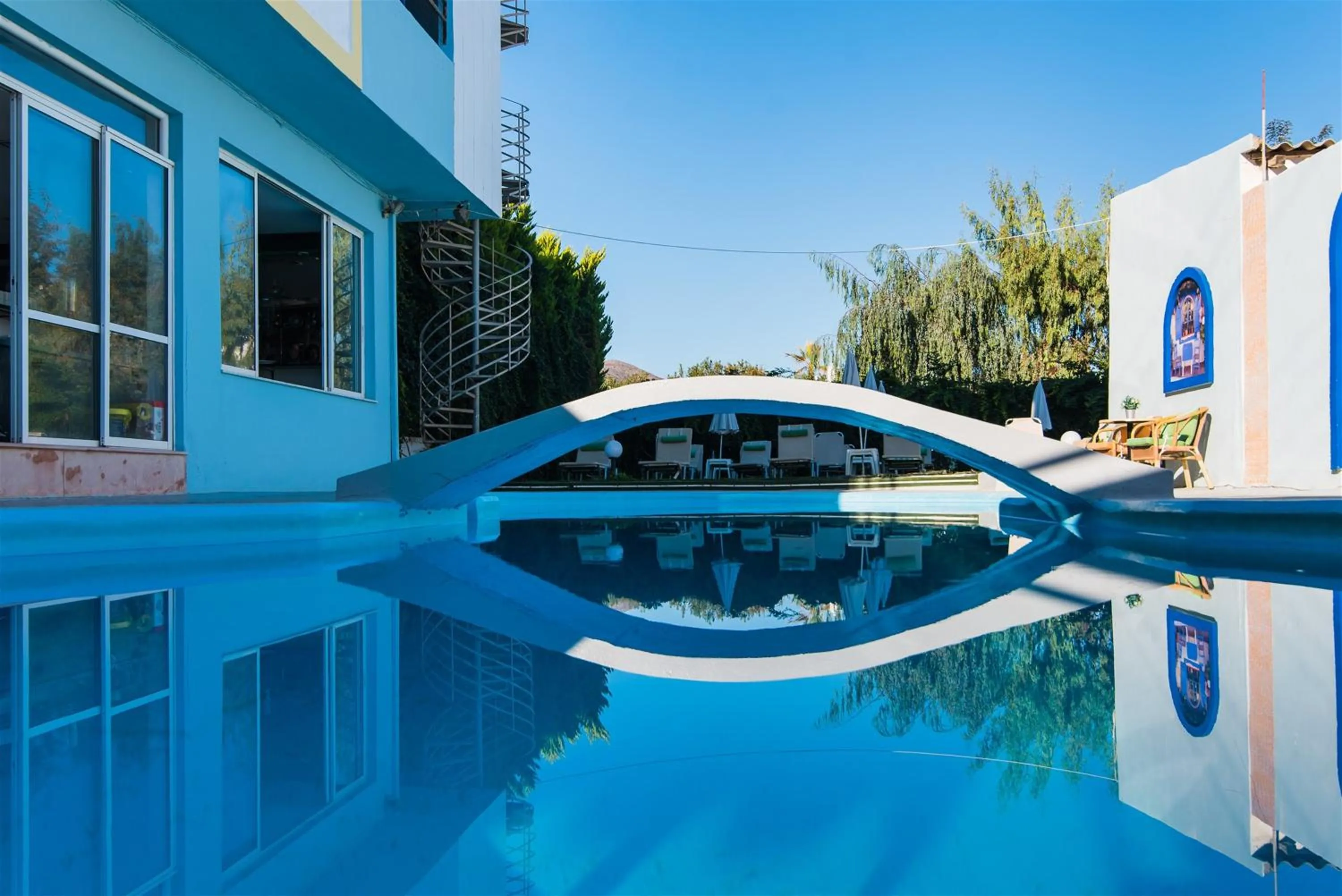 Swimming pool in Minoa Hotel