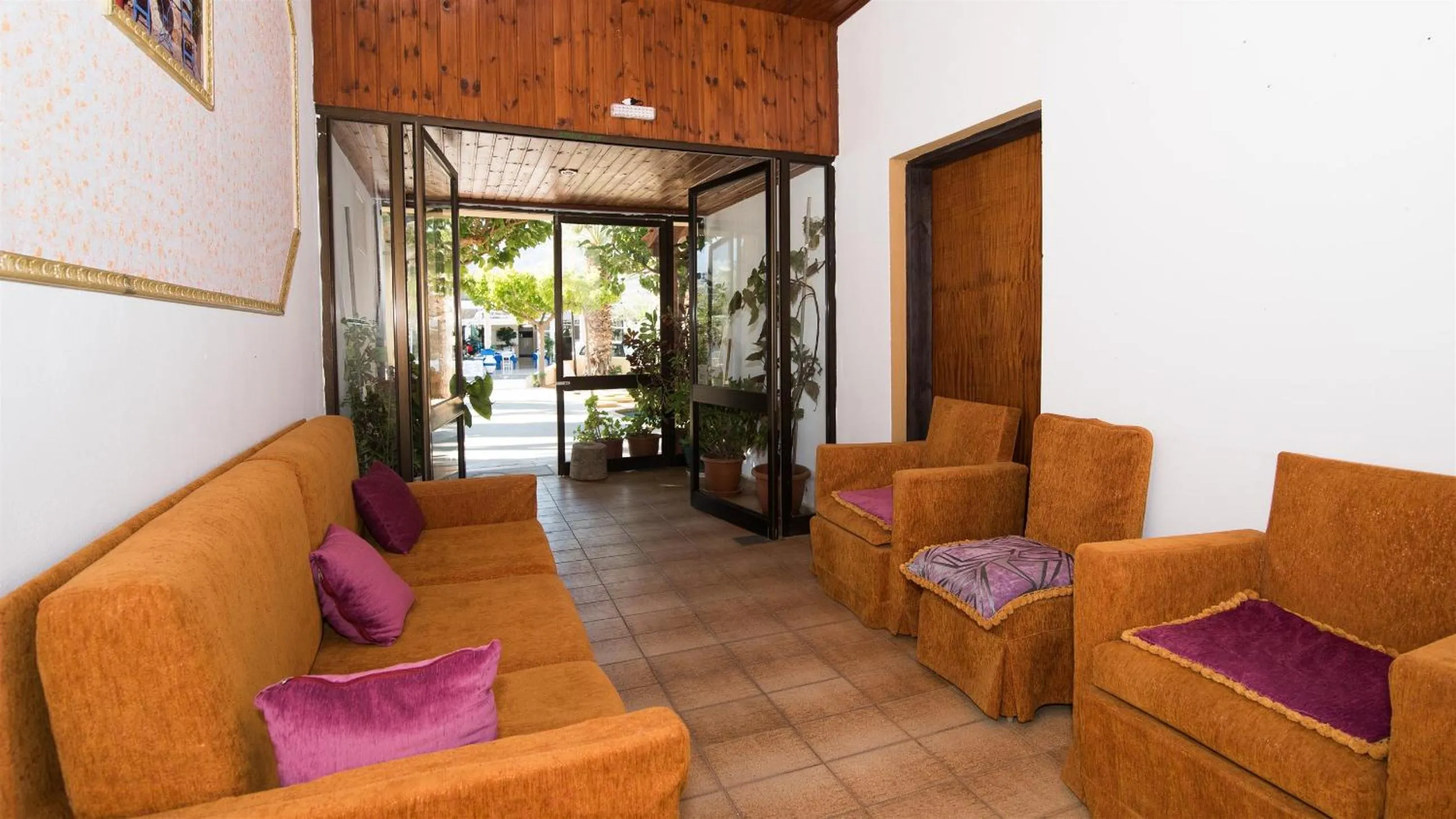 Lobby or reception in Minoa Hotel