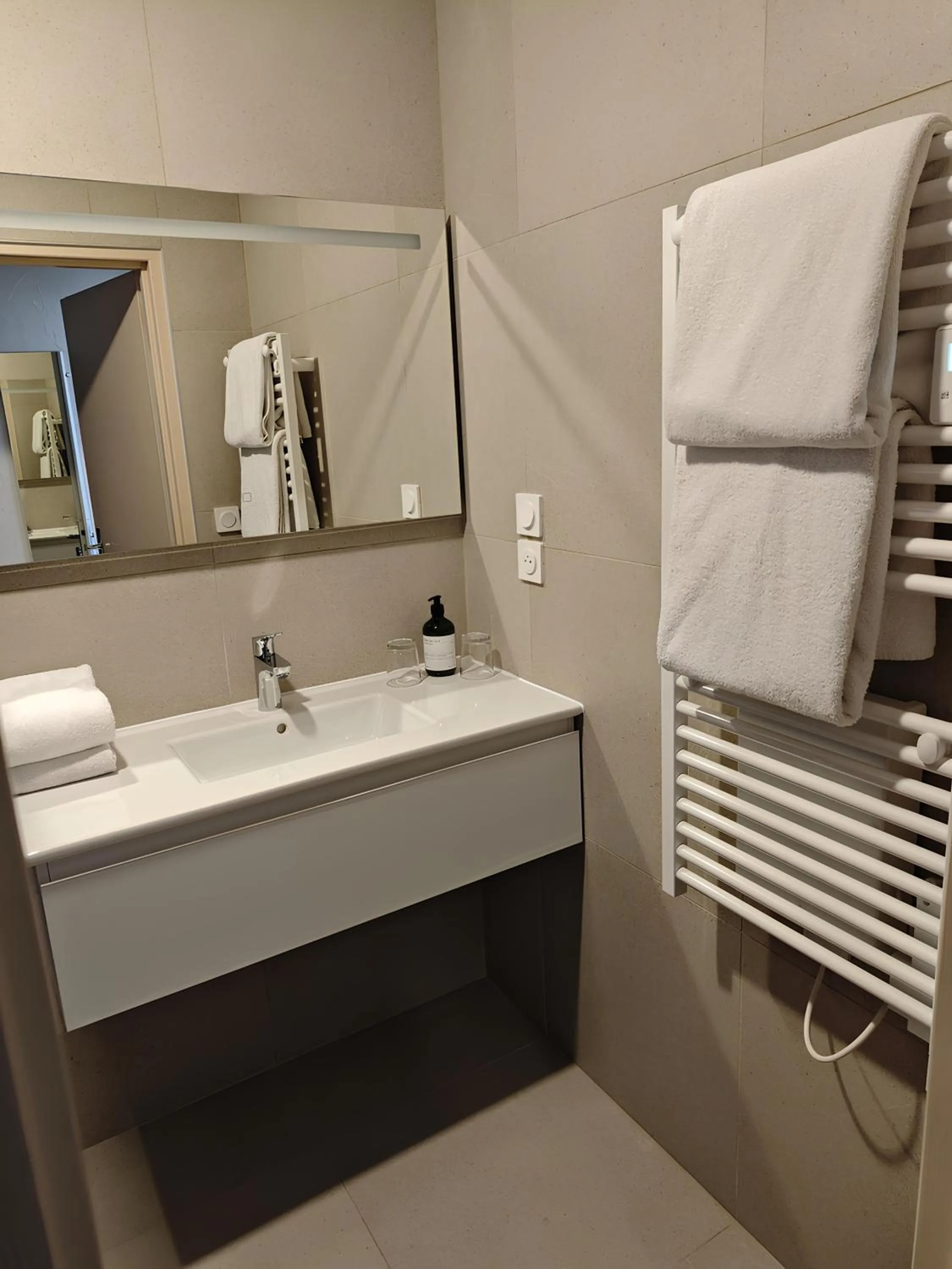 Bathroom in Hotel des Eaux