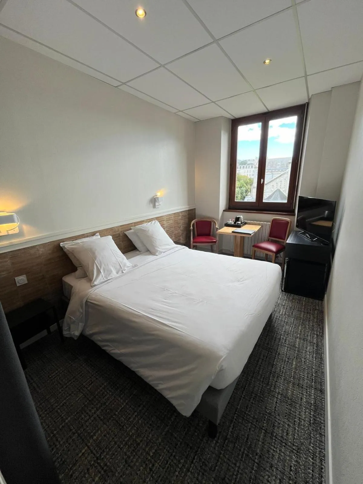 Bed in Hotel des Eaux