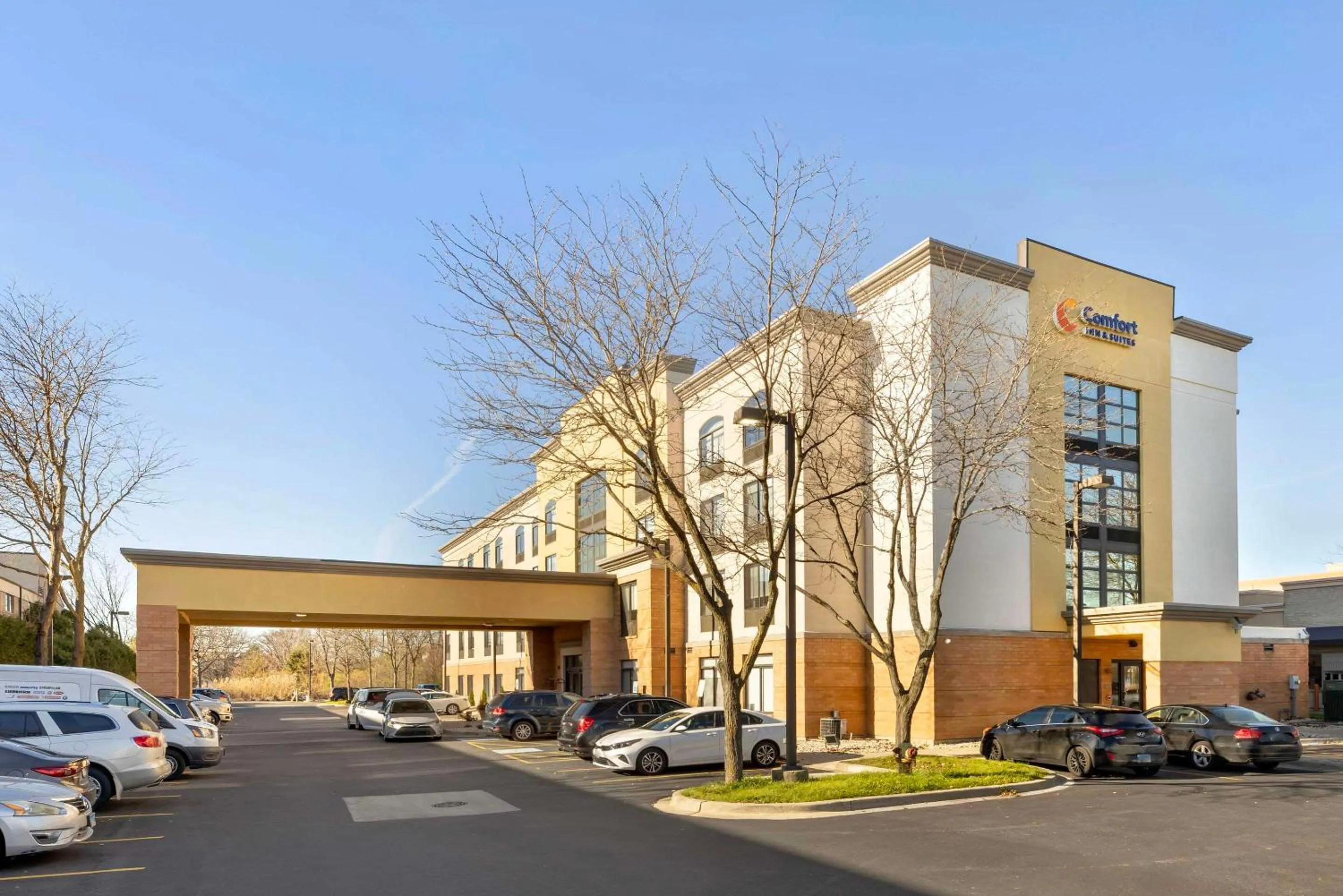 Property building in Wingate by Wyndham - Arlington Heights