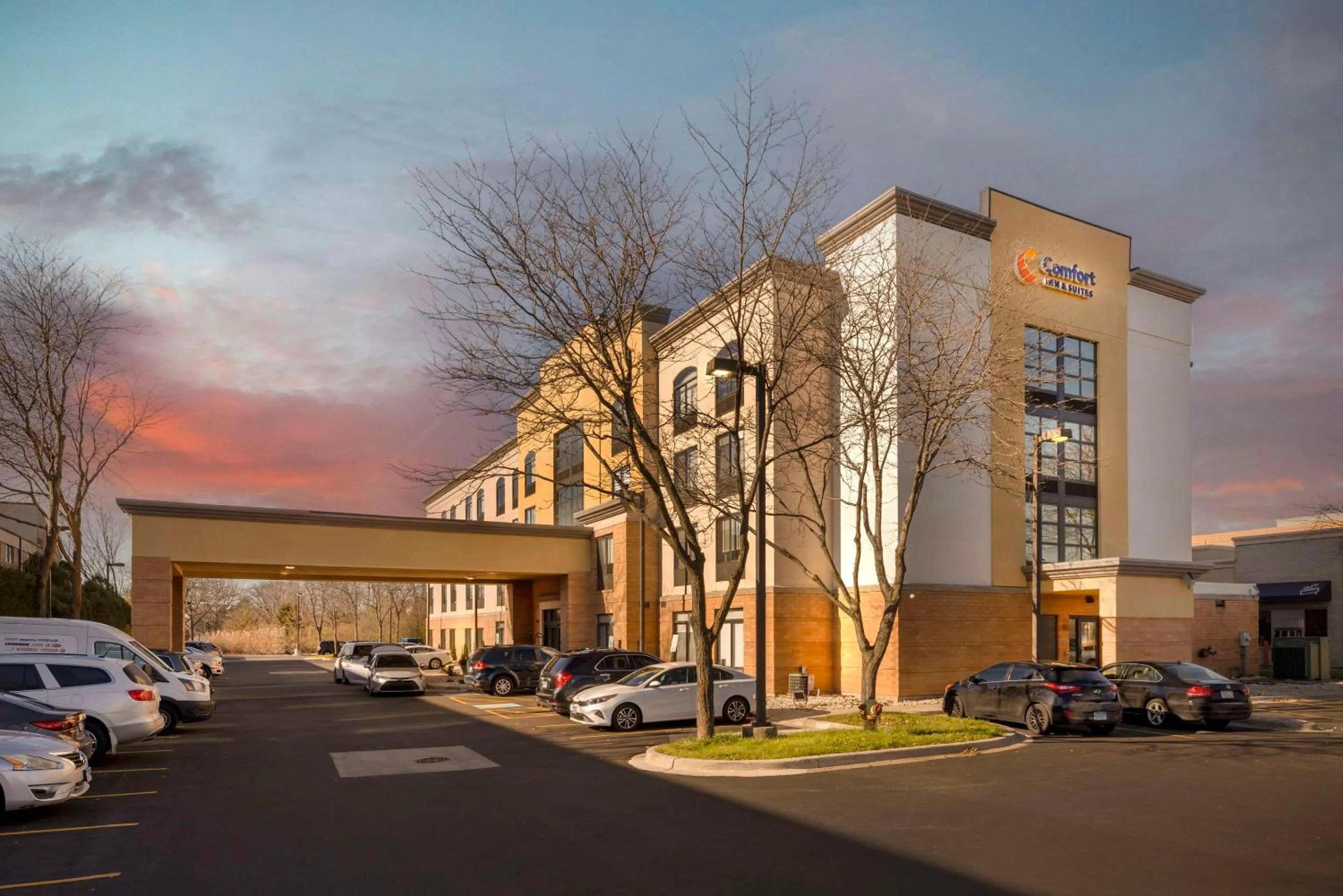 Property building in Wingate by Wyndham - Arlington Heights