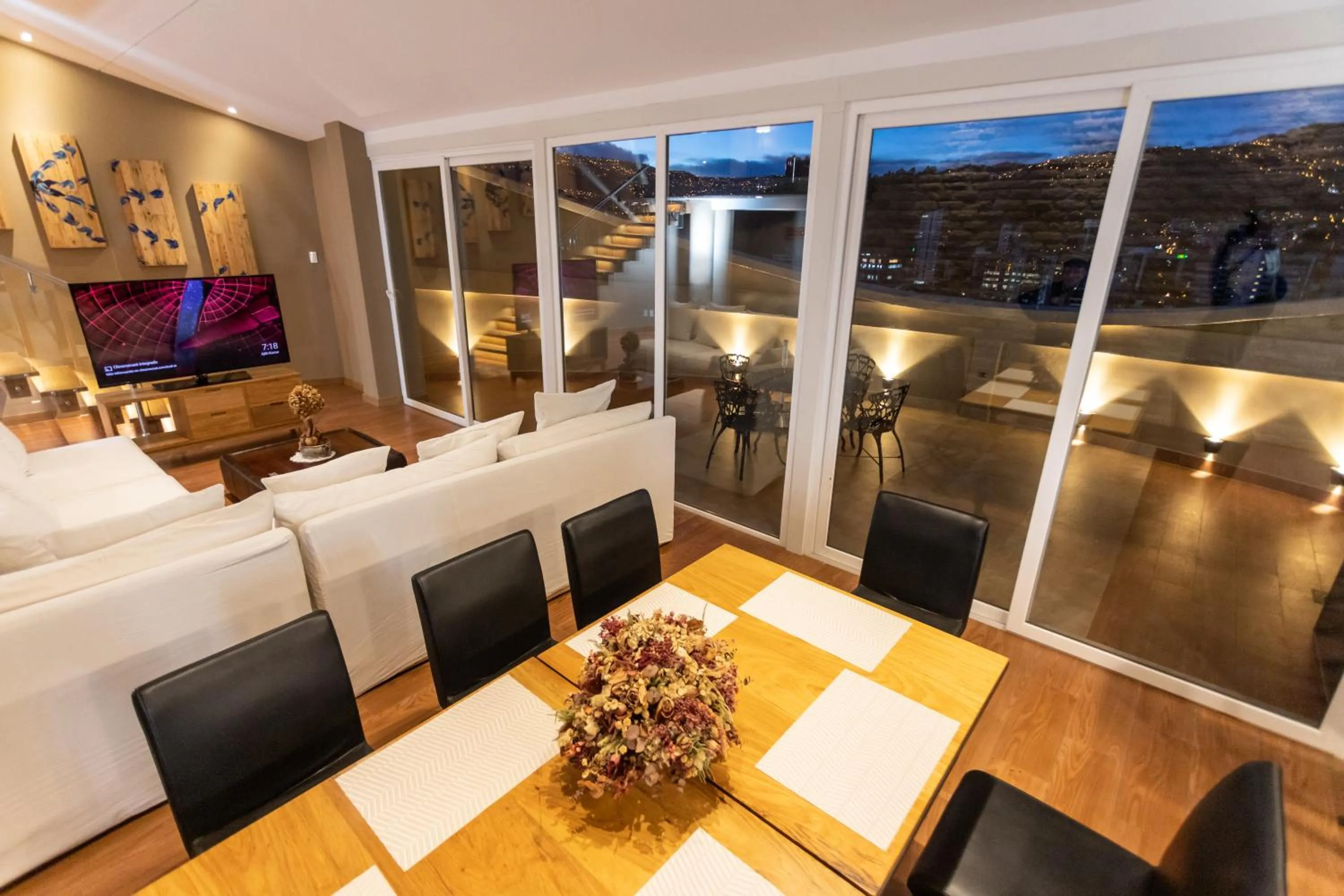 TV and multimedia in Hotel Boutique Rosario Sur