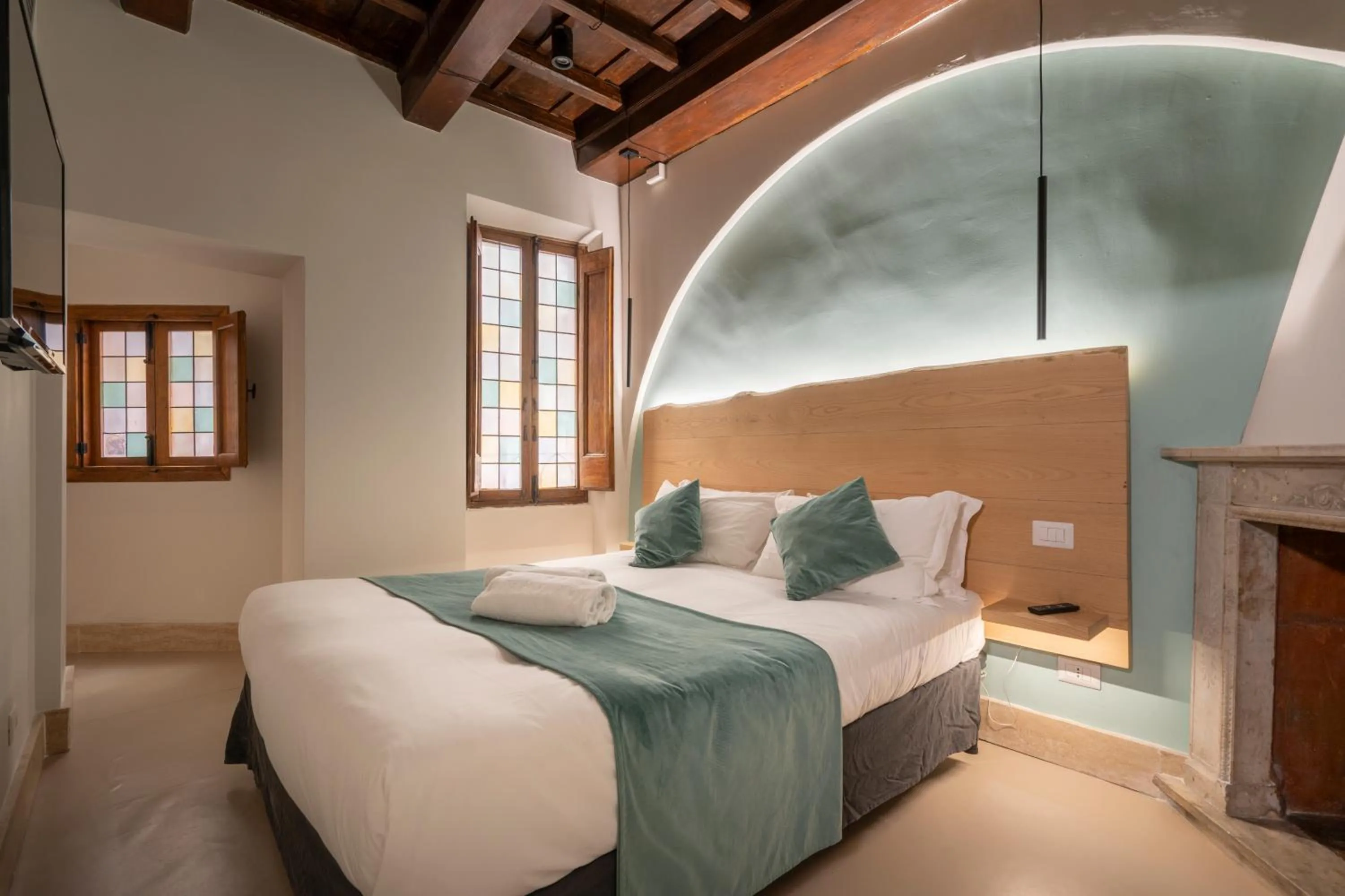 Bedroom, Bed in Campo de' Fiori 34