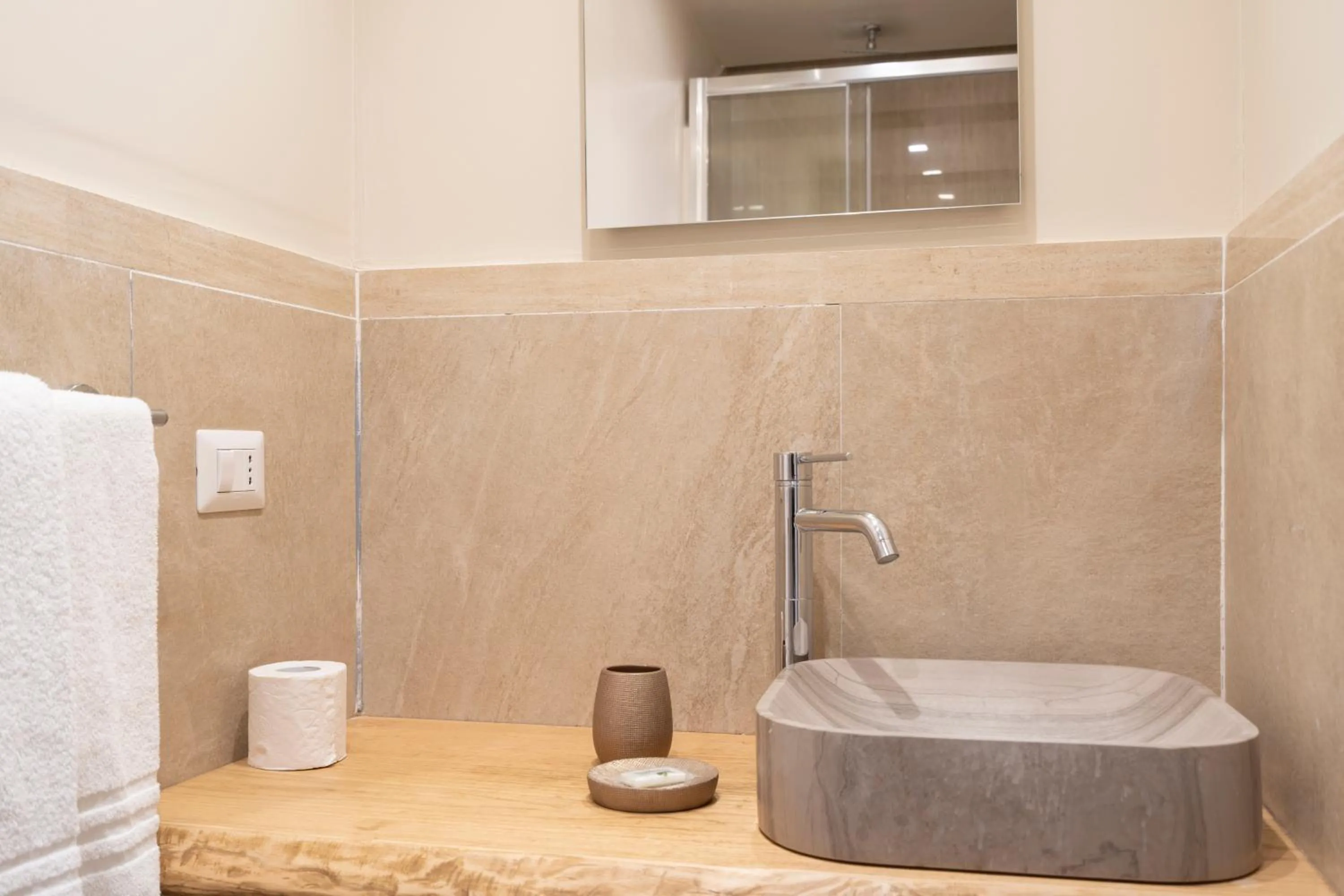 Bathroom in Campo de' Fiori 34