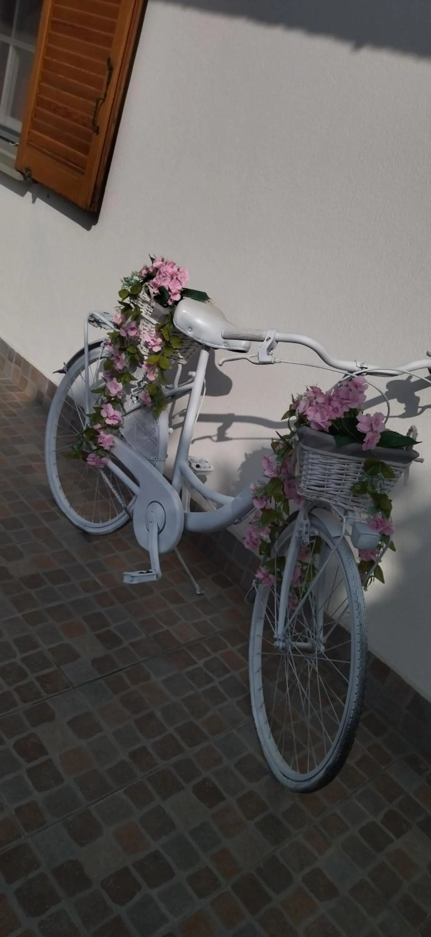 Cycling in VILLA MOLINELLA