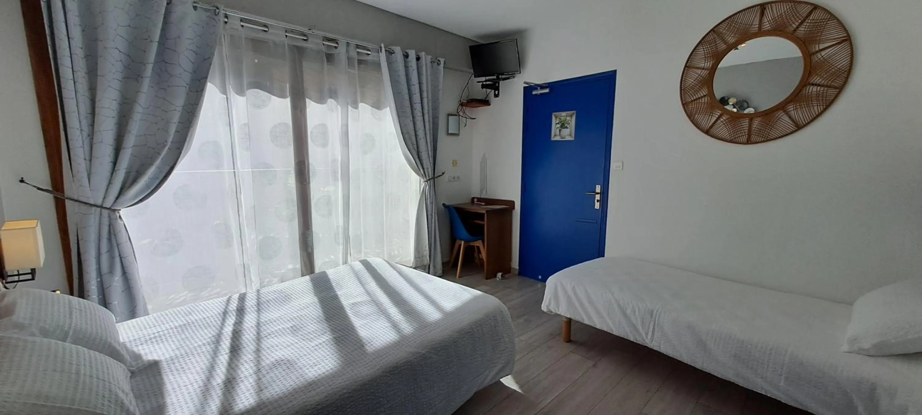 Bedroom, Bed in Logis Hôtel restaurant Auberge de la Cascade