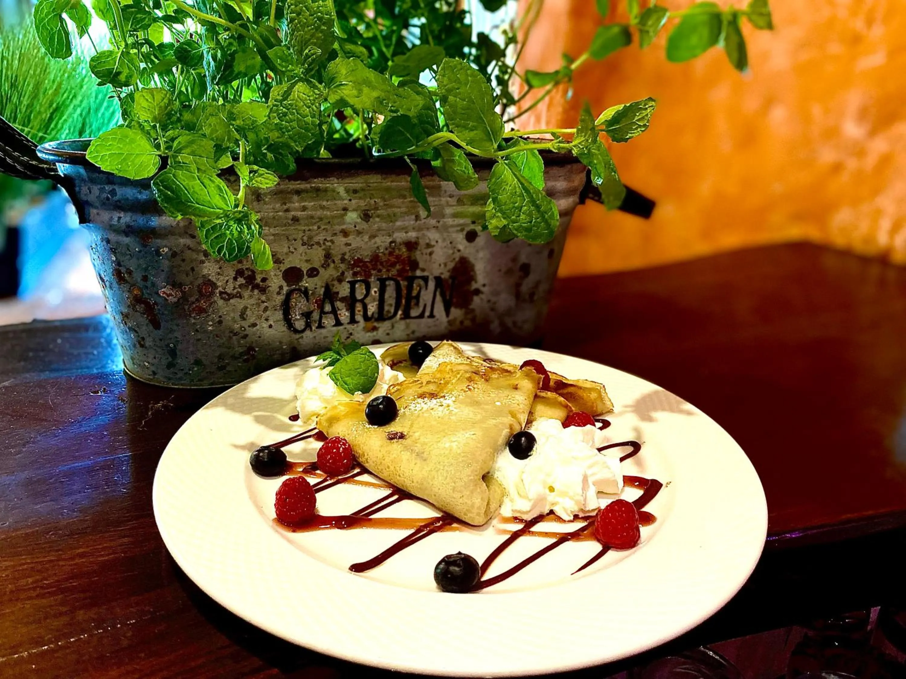 Restaurant/places to eat in Troll