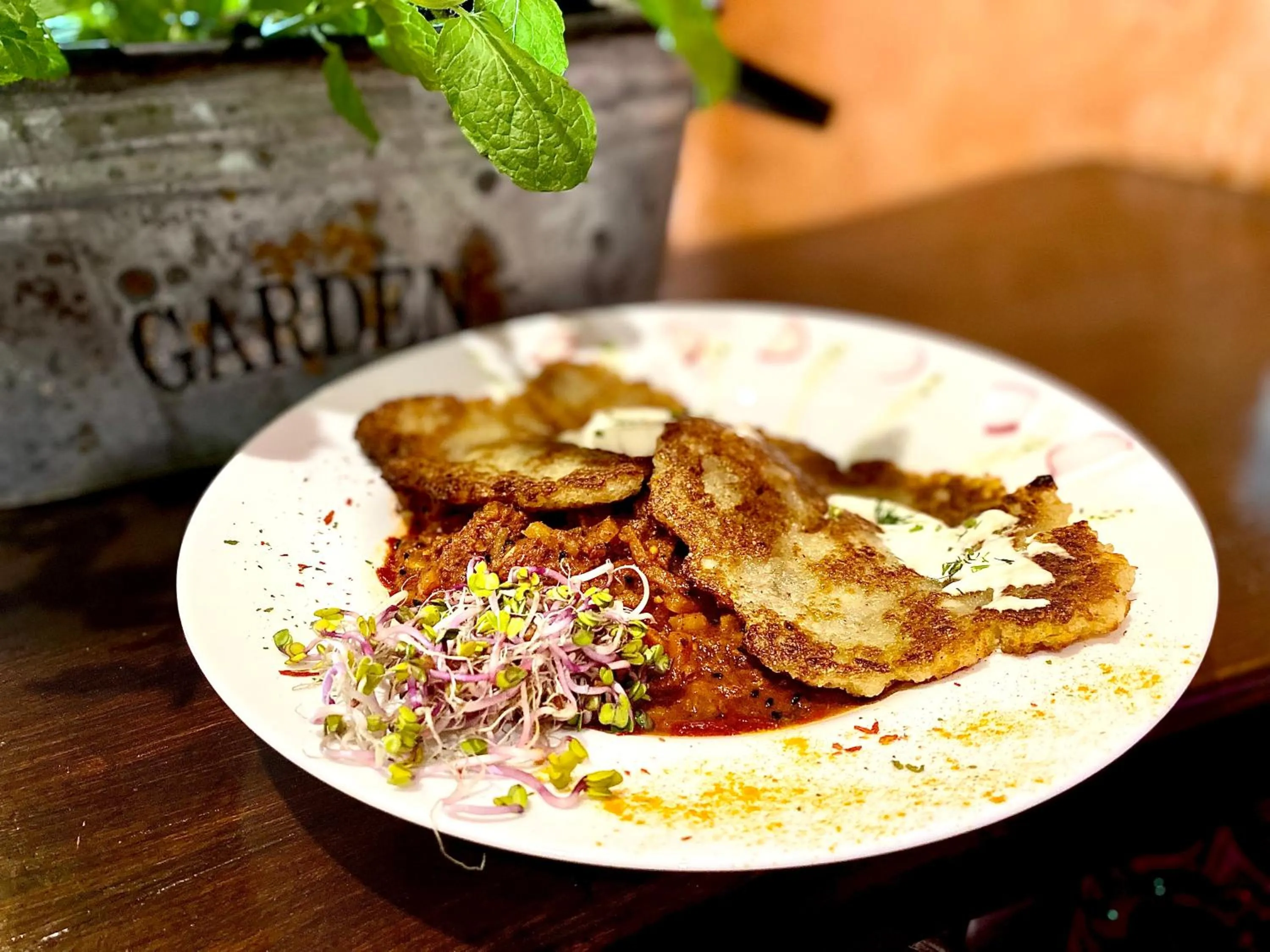 Restaurant/places to eat in Troll