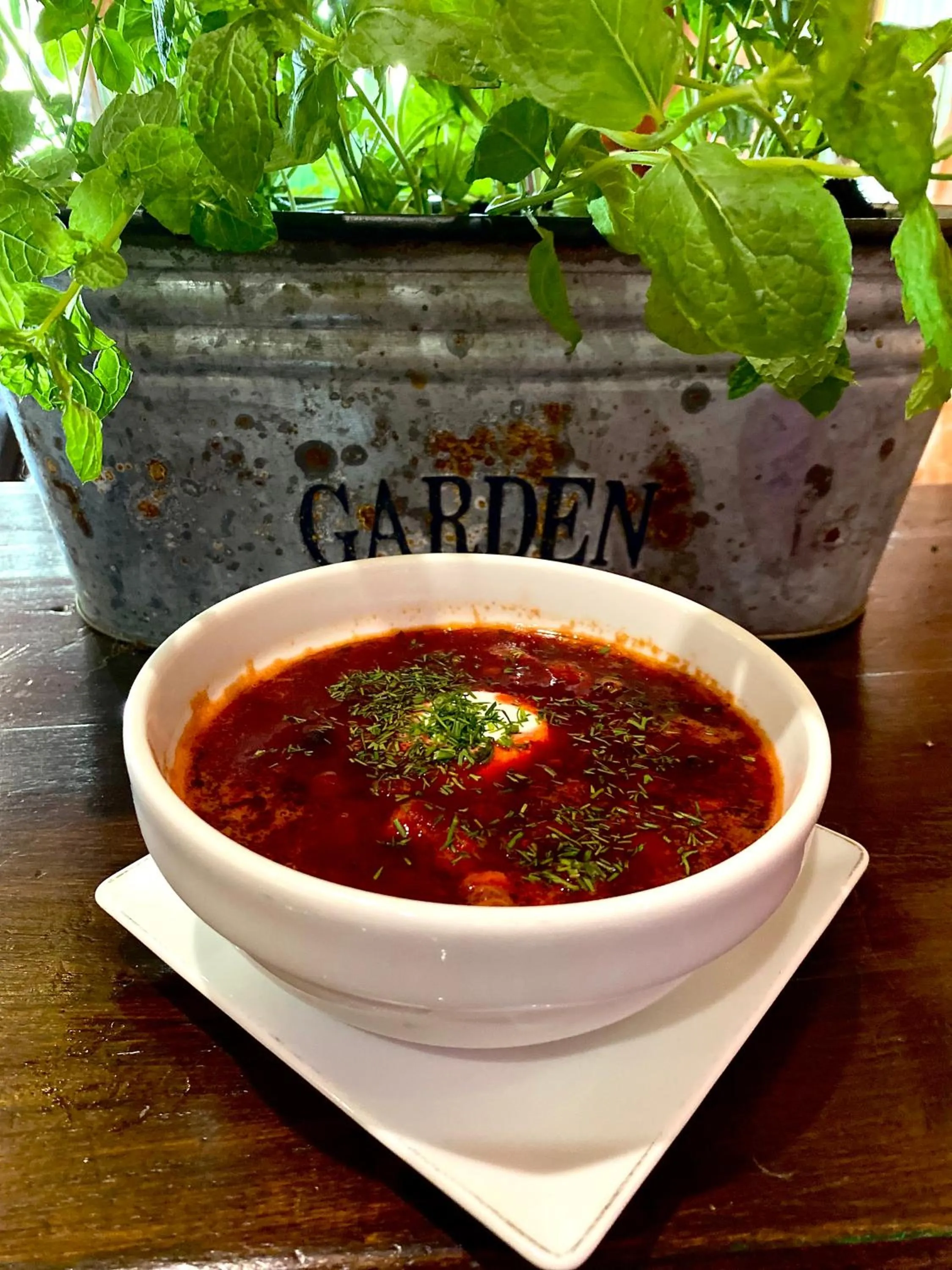 Restaurant/places to eat in Troll