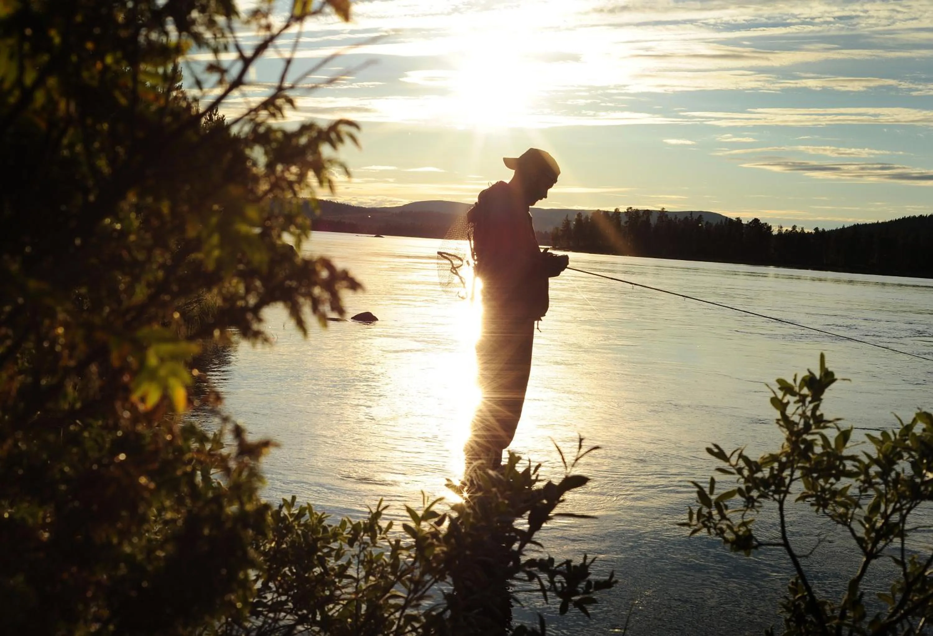 Fishing in Arctic Shaman Adventures -Jurtta