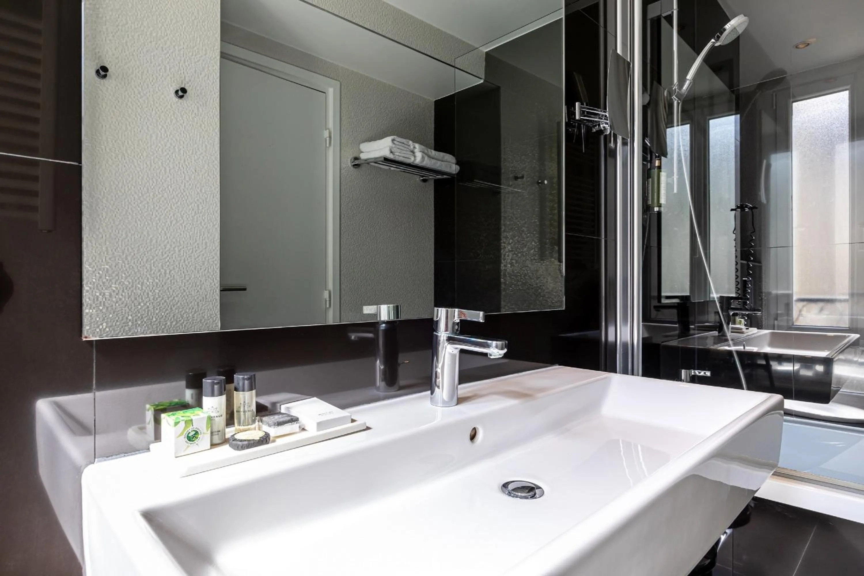 Bathroom in Hôtel Diva Opera