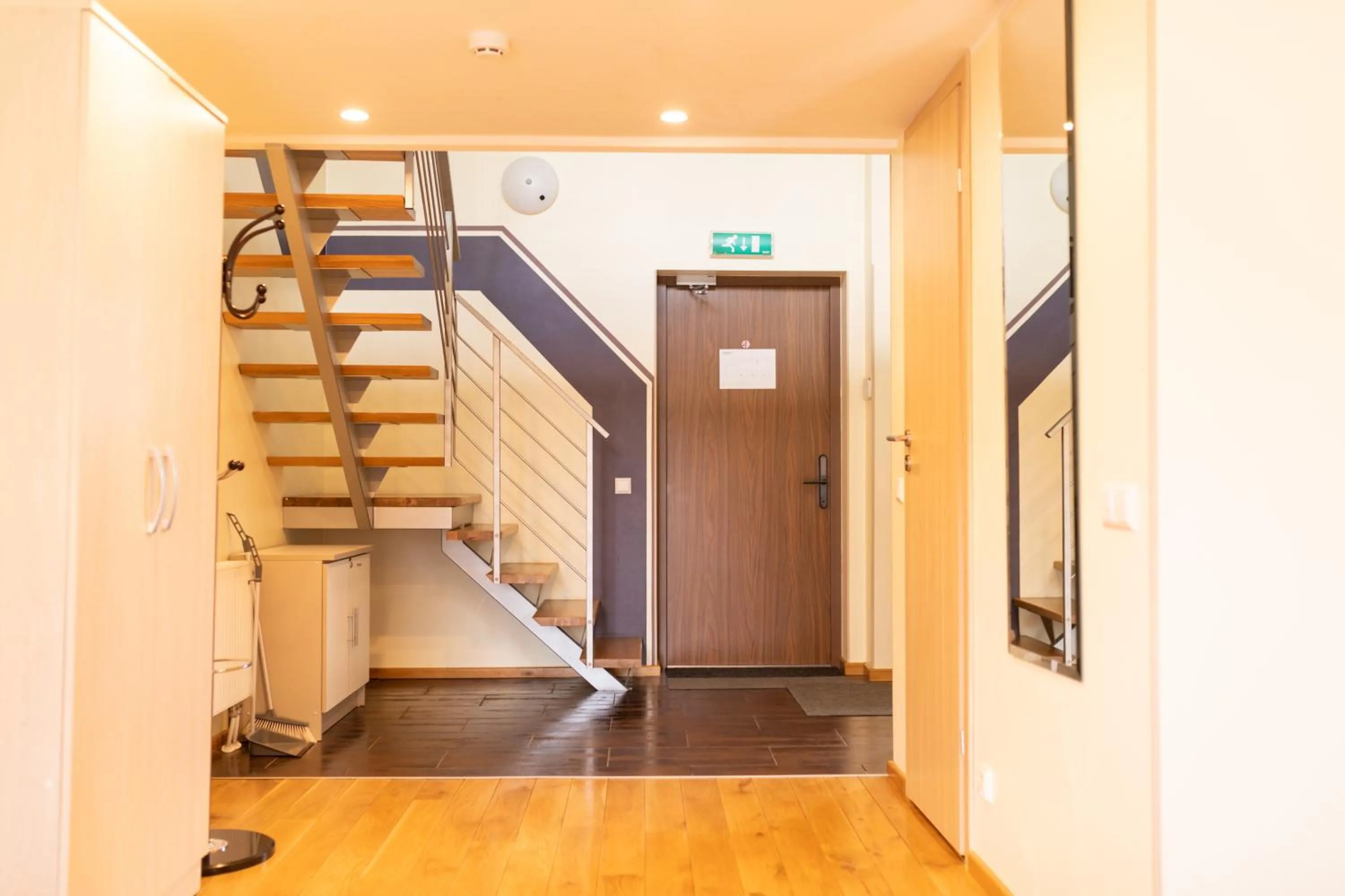 Embrace Hotel & Apartments