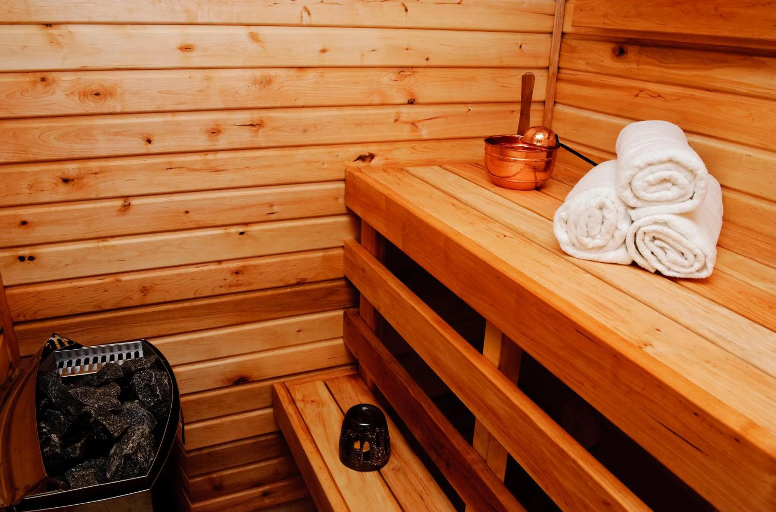Sauna in Embrace Hotel & Apartments
