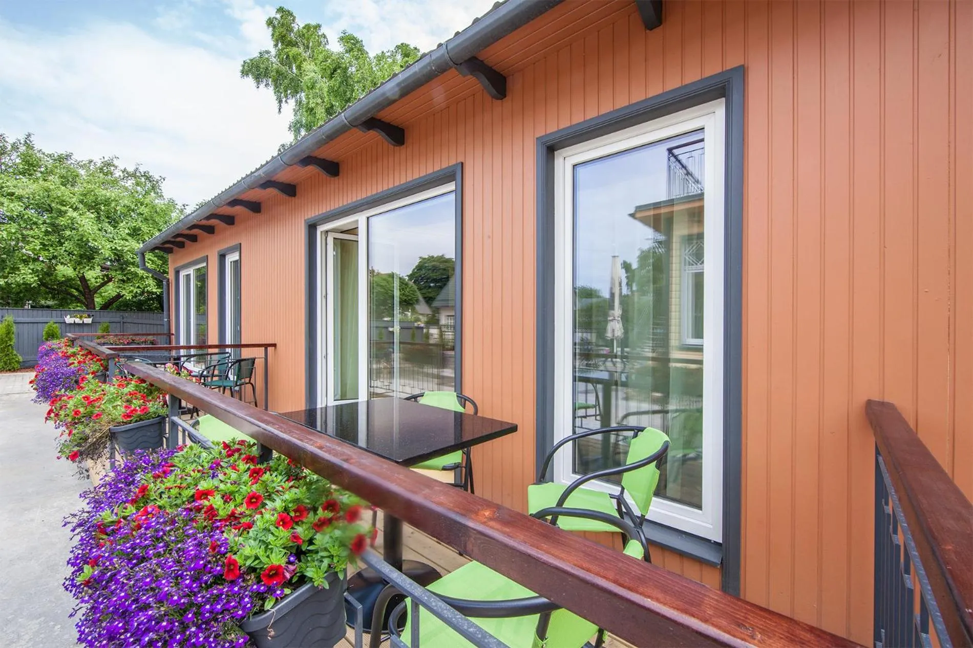 Balcony/Terrace in Embrace Hotel & Apartments