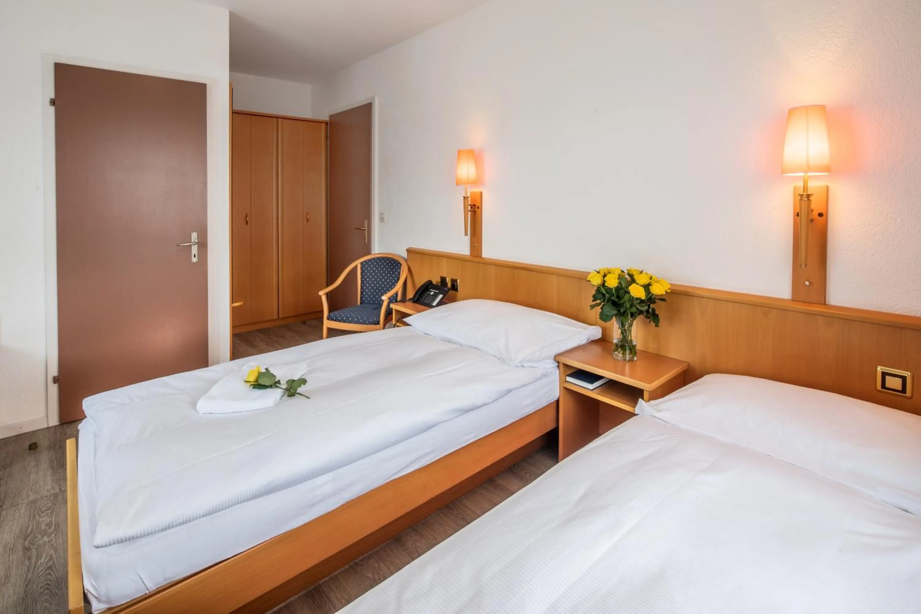 Bedroom, Bed in Gasthof Enge Self Check-In Hotel
