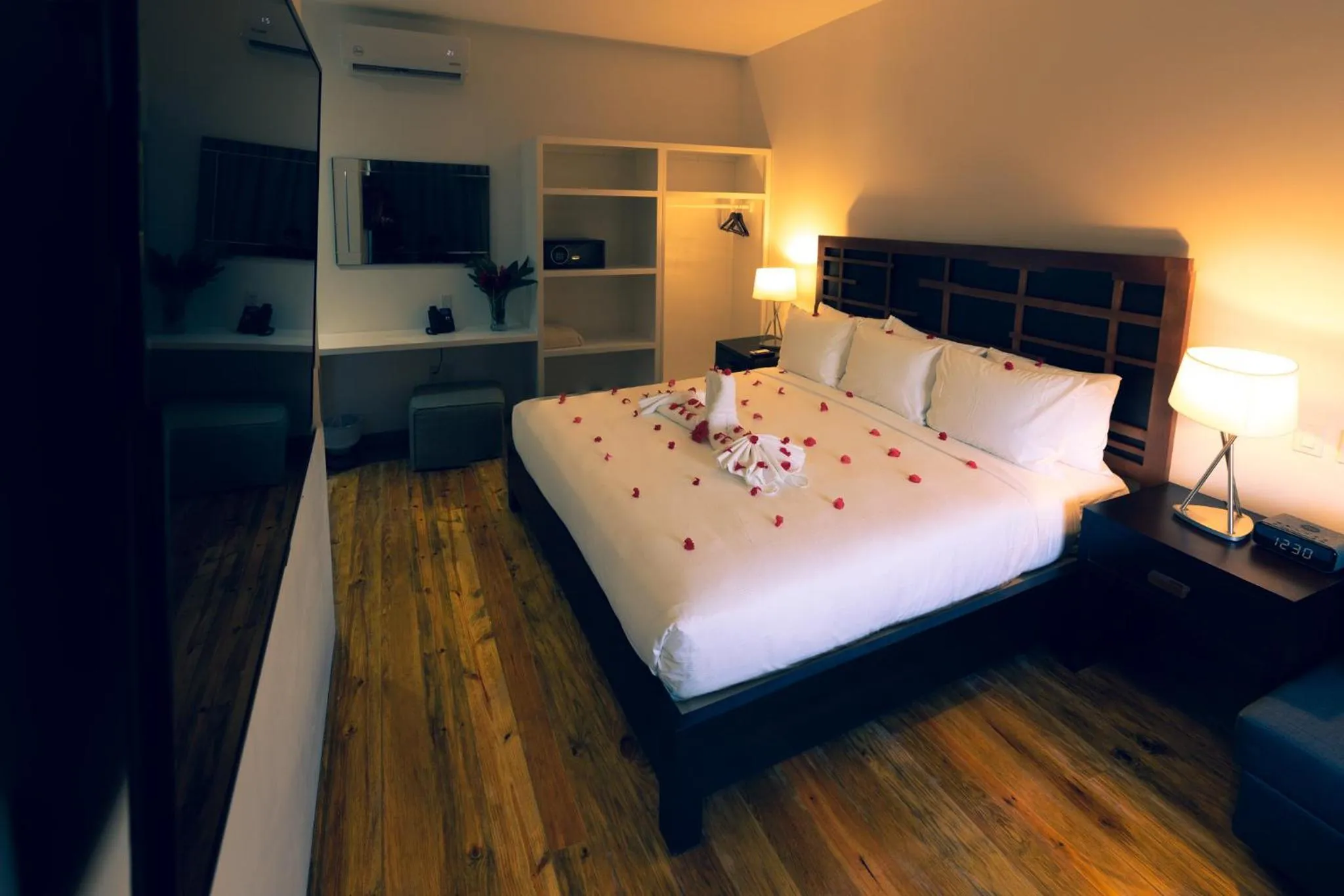 Garden, Bed in La Placita Inn