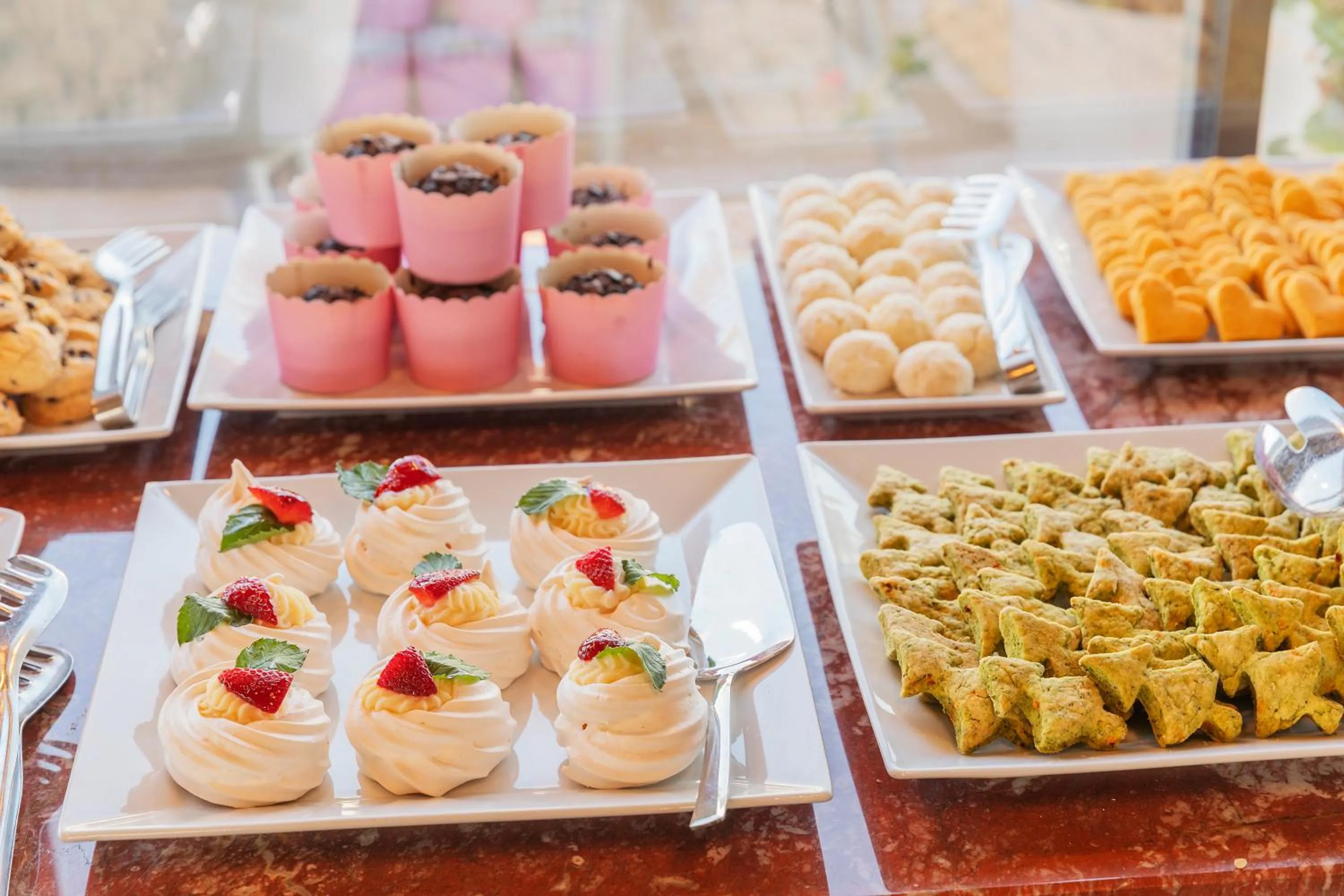 Breakfast in Azade Premier Hotel