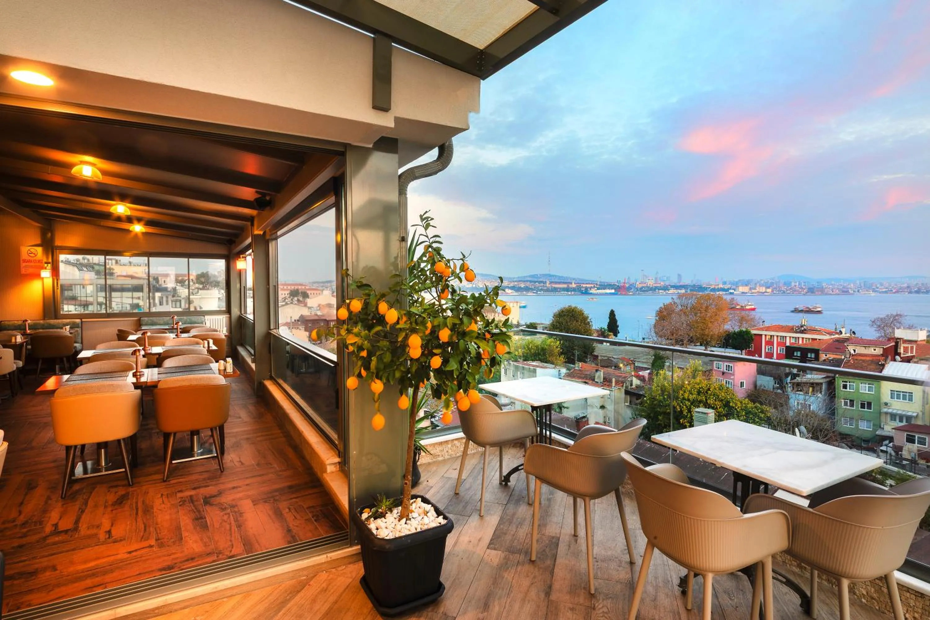 Balcony/Terrace in Azade Premier Hotel