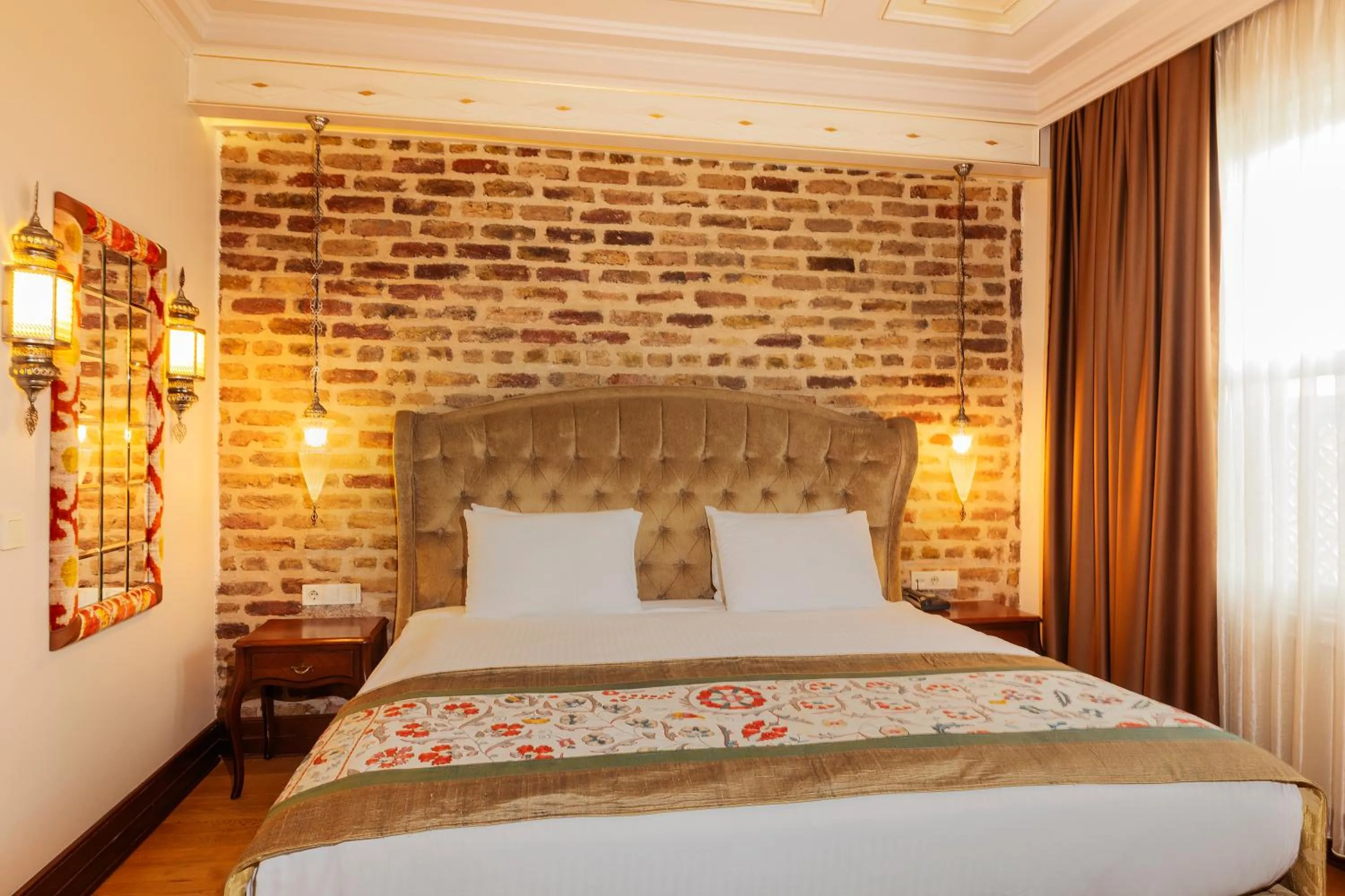 Bed in Azade Premier Hotel