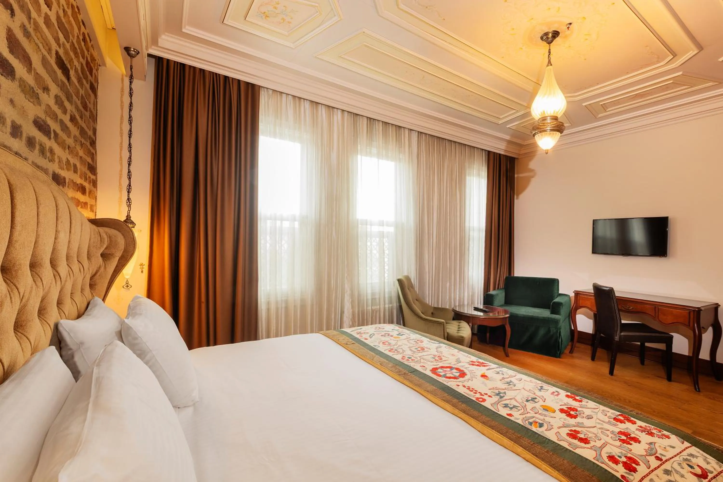 Photo of the whole room, Bed in Azade Premier Hotel