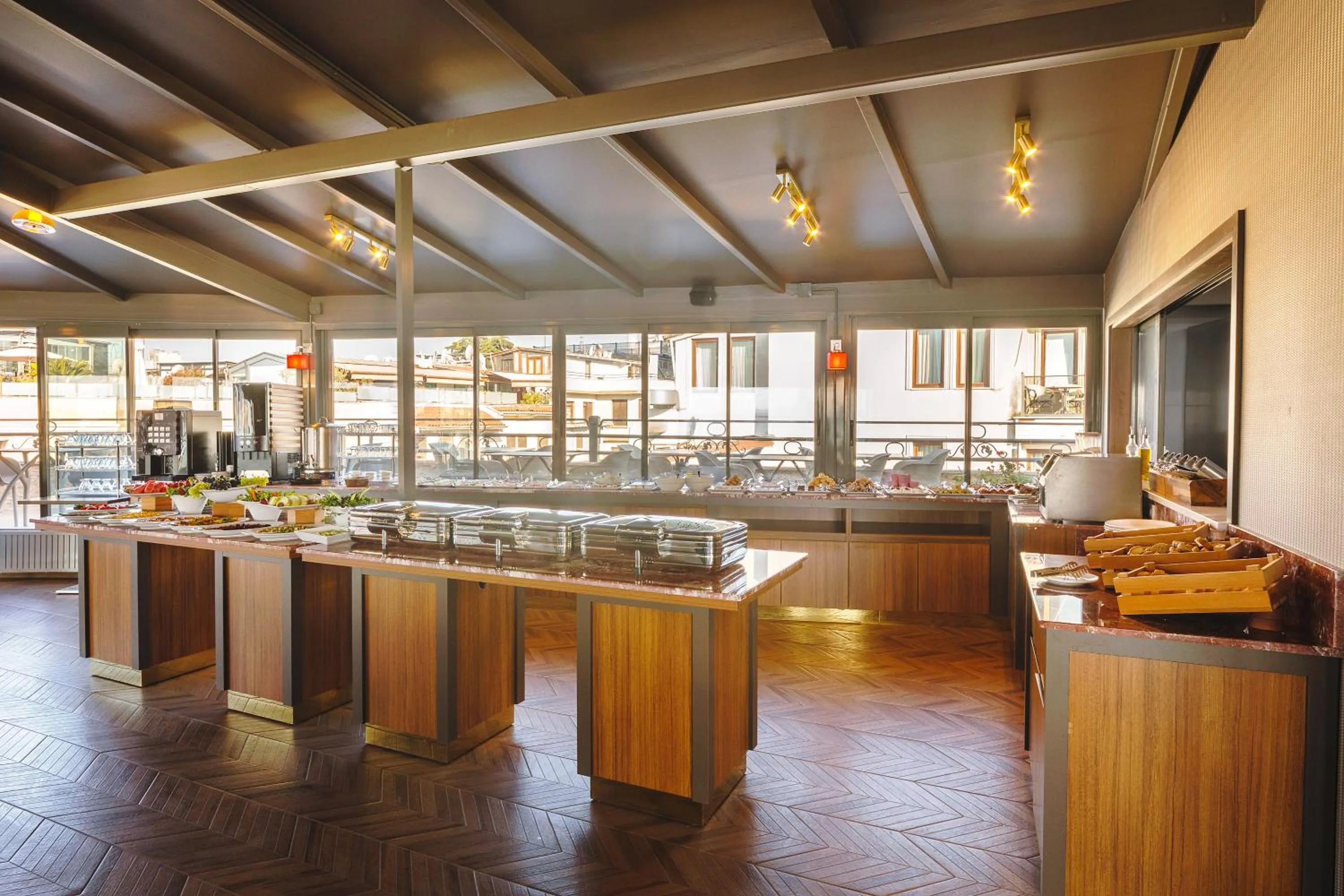 Breakfast in Azade Premier Hotel