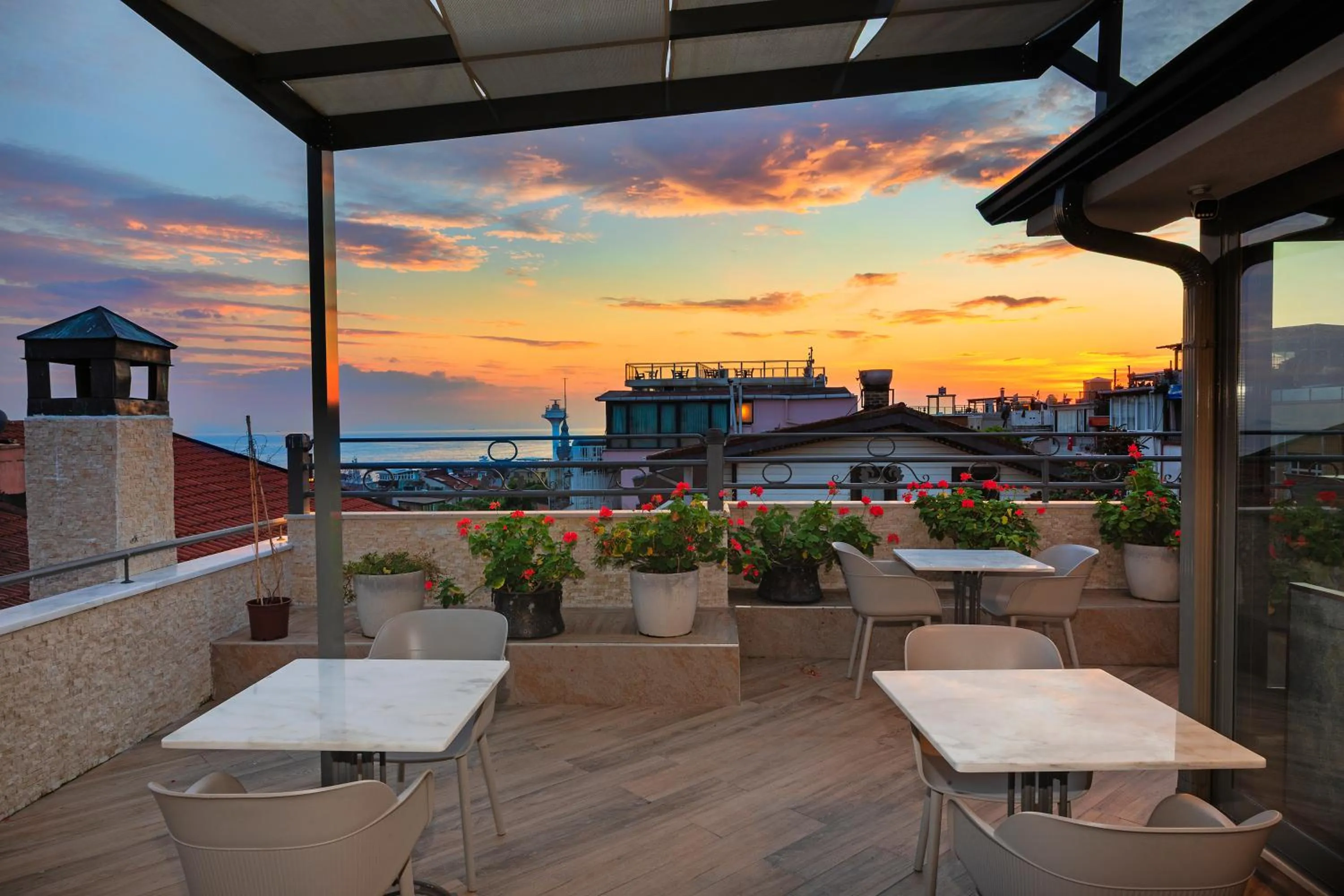 Balcony/Terrace in Azade Premier Hotel