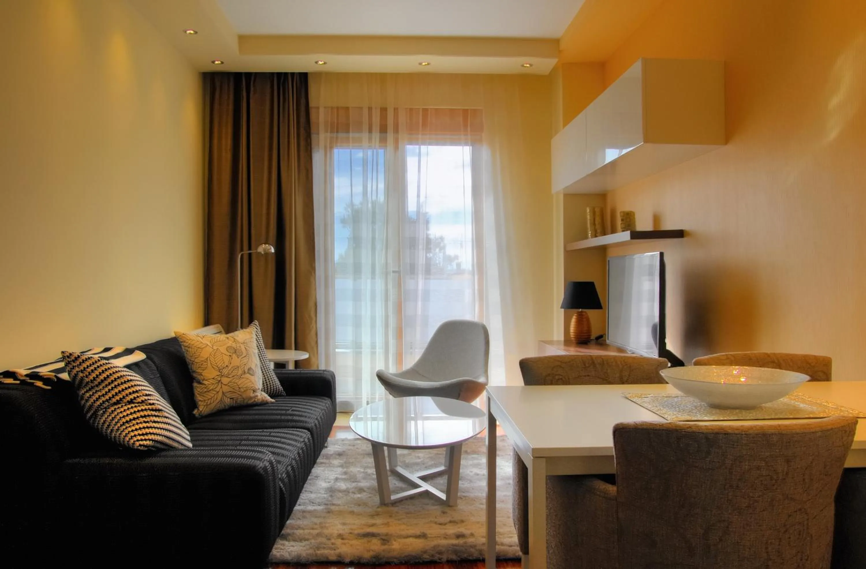 TV and multimedia in Apartments Athos