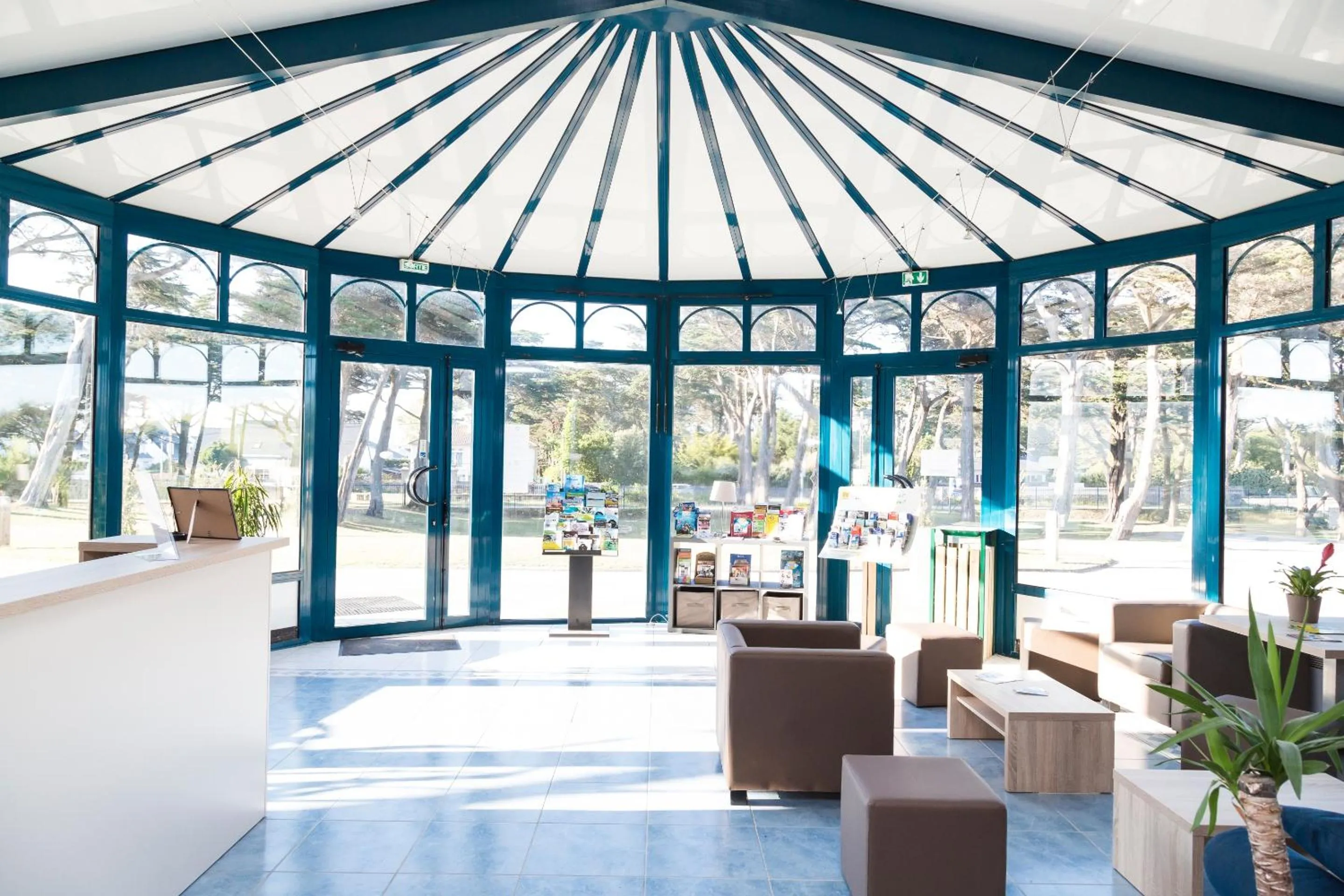 Lobby or reception in Résidence Odalys Valentin plage
