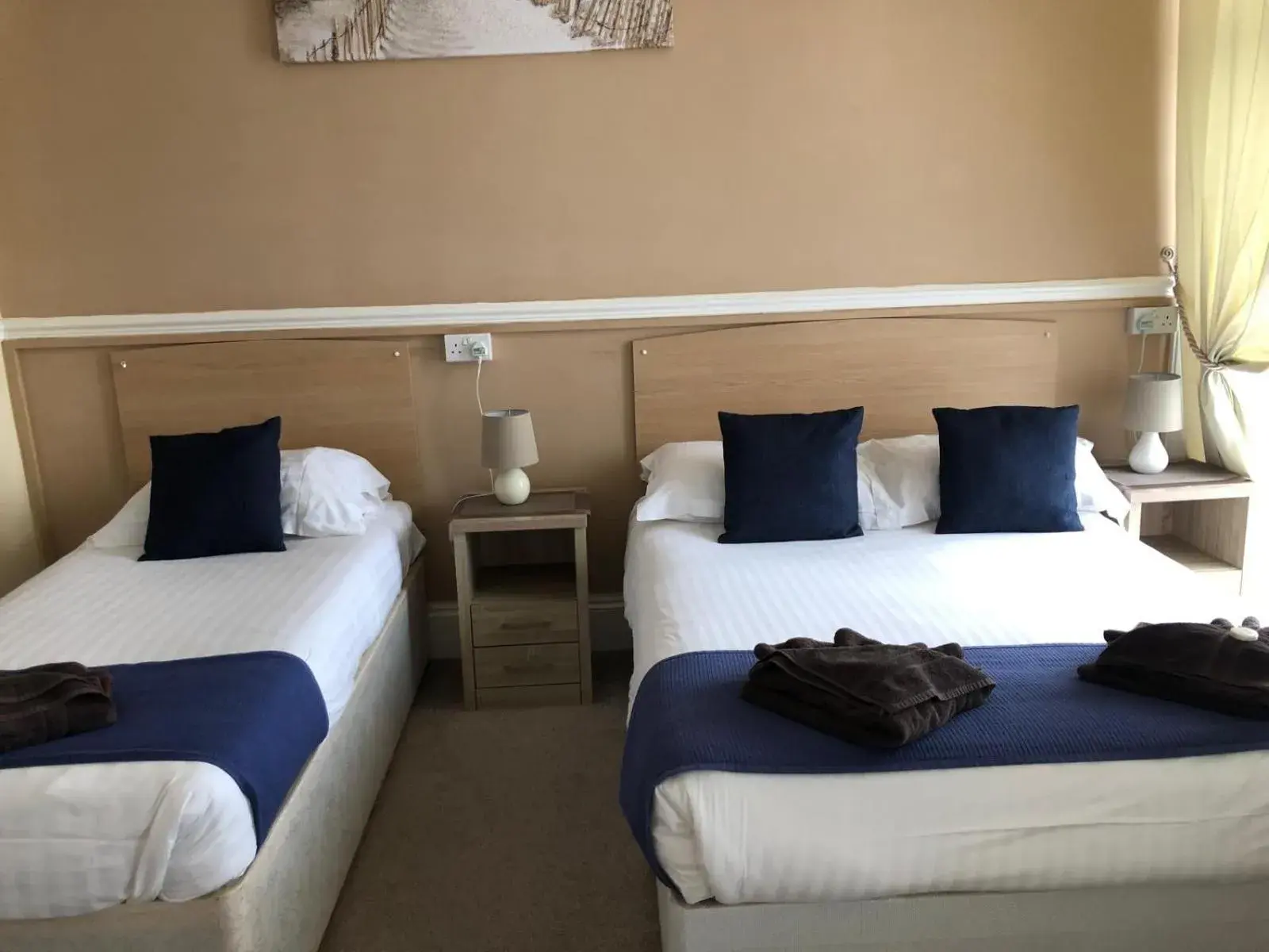 Family Room in Royal Grosvenor Hotel Family Room in Royal Grosvenor Hotel