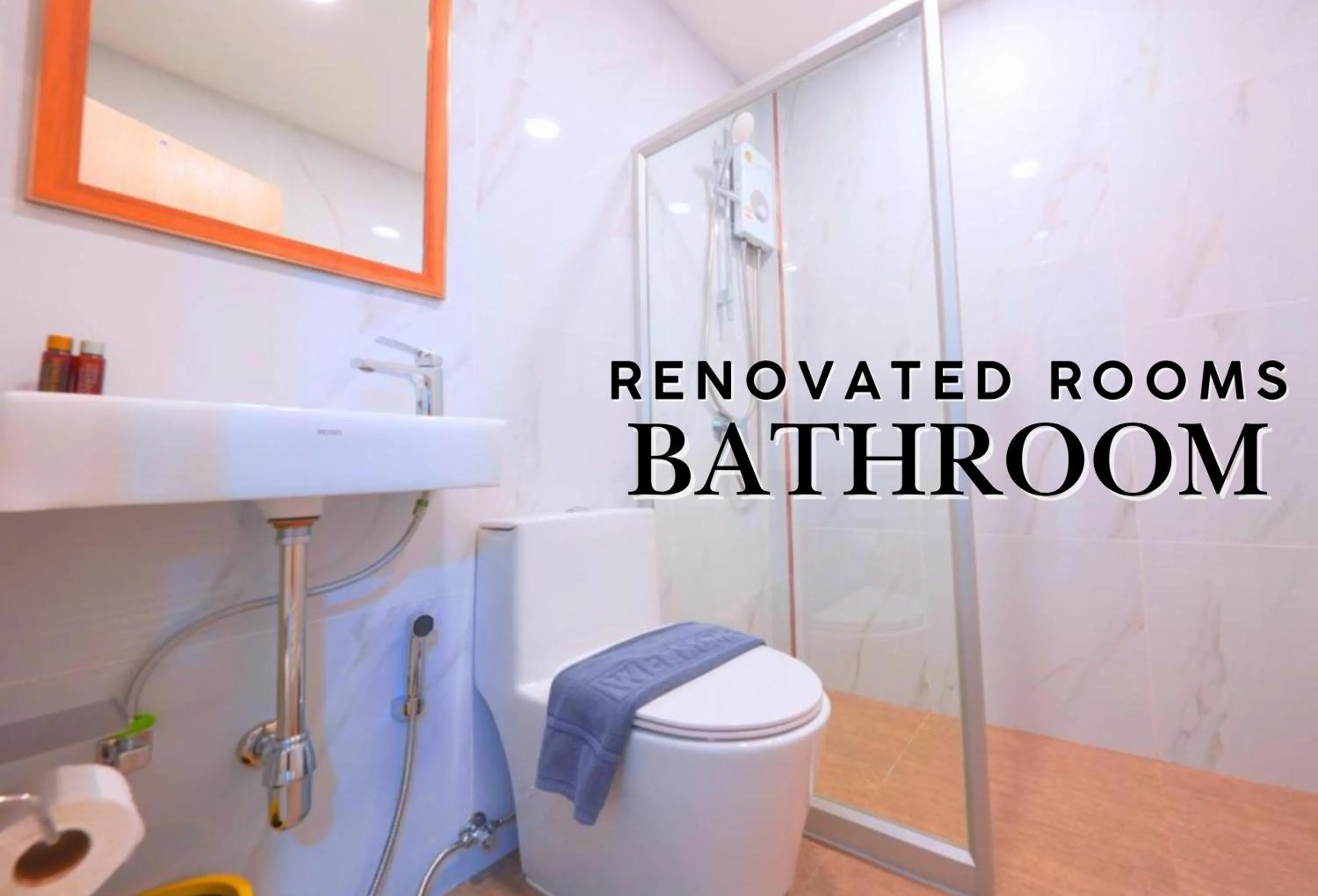 Bathroom in Excel Hotel Bangkok former Sri Krungthep Hotel