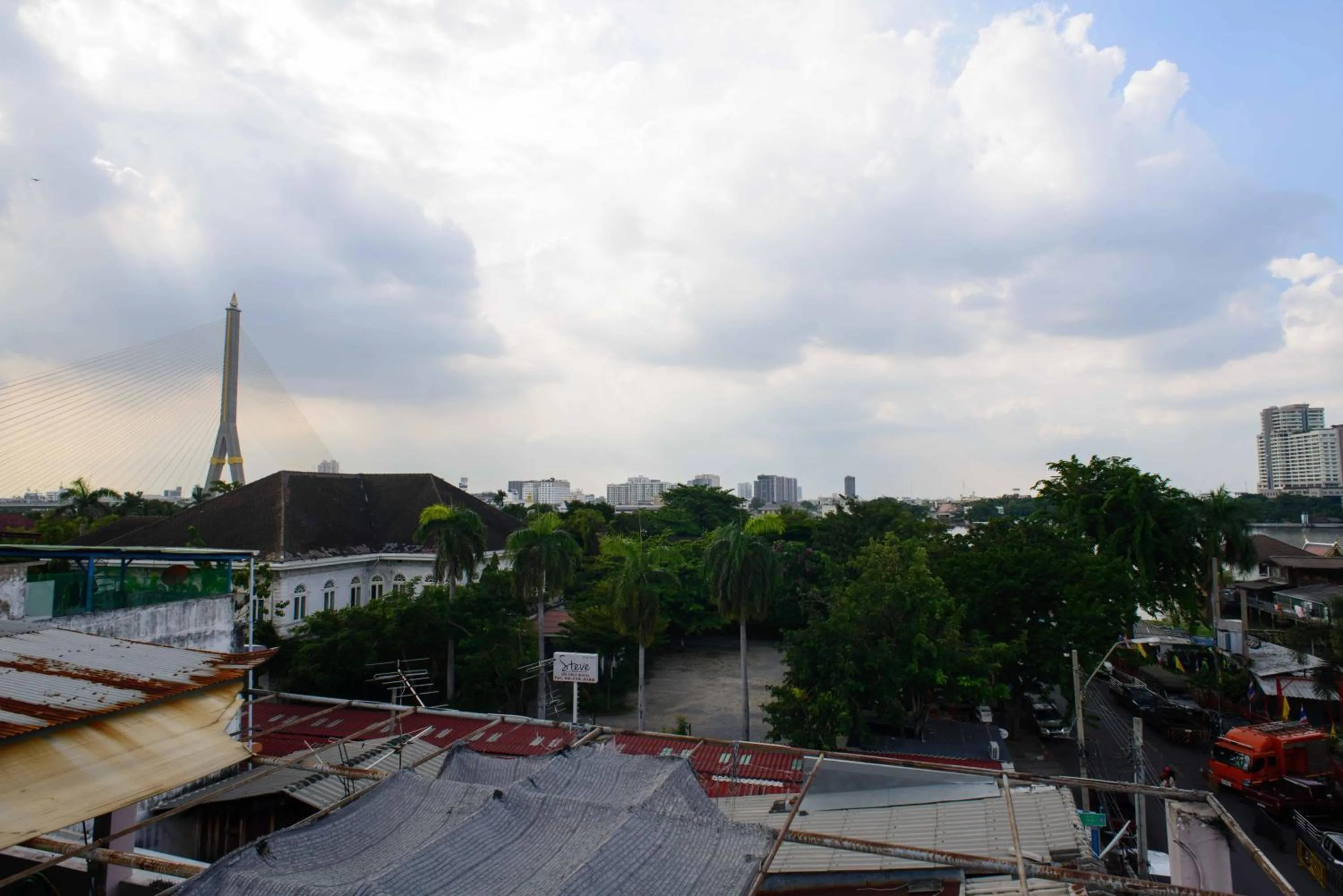 City view in 87 Oldtown at River Pier