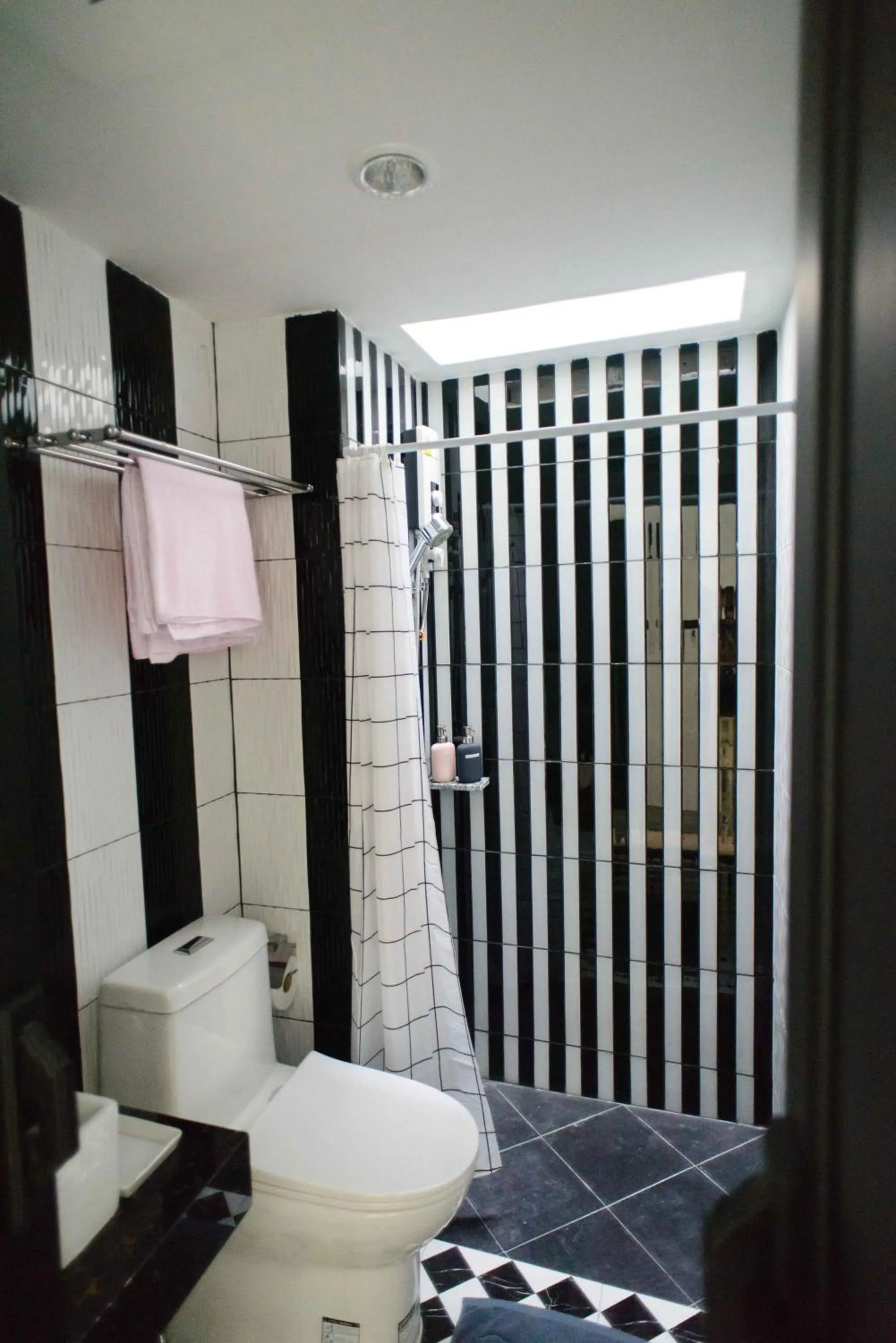 Bathroom in 87 Oldtown at River Pier