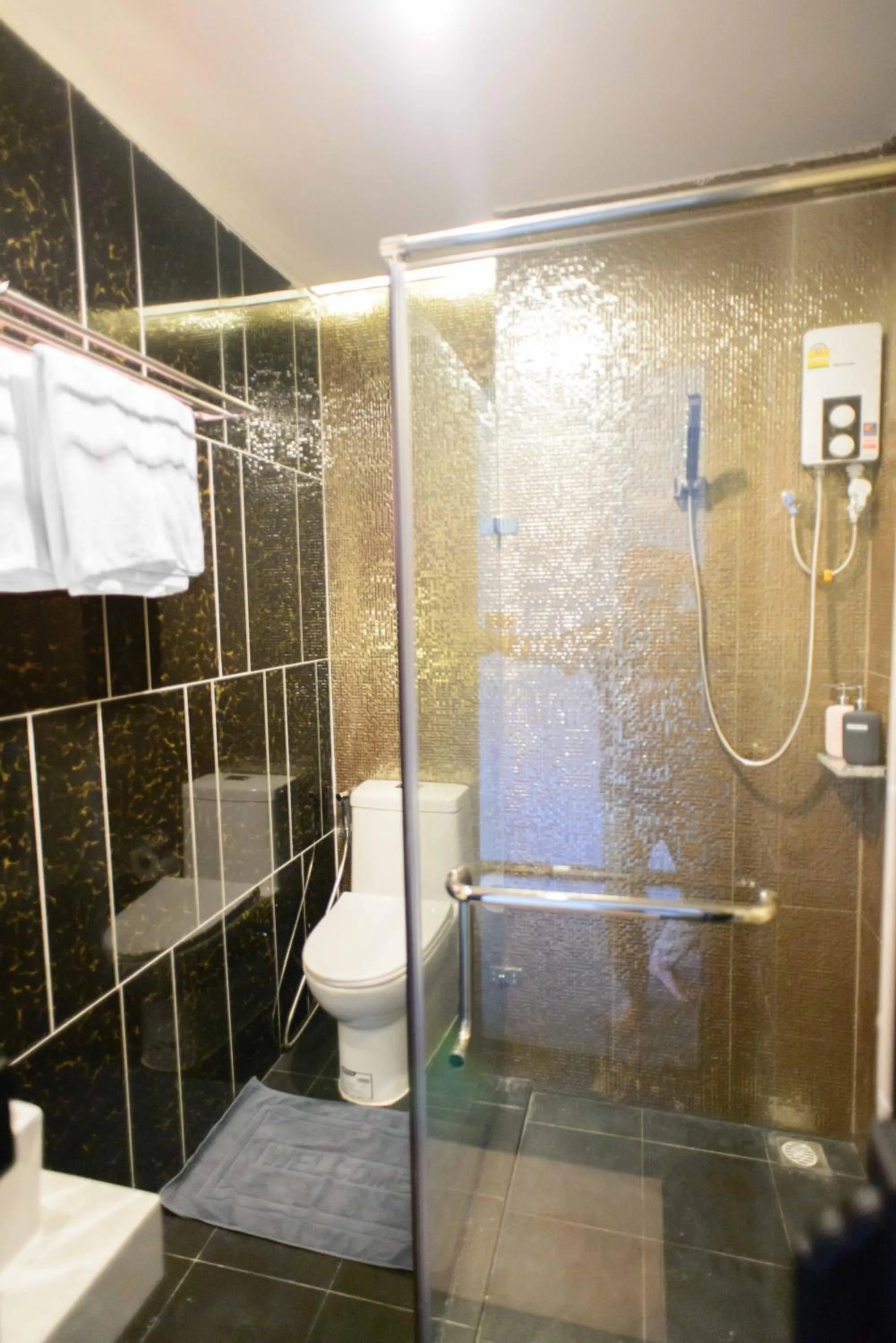 Bathroom in 87 Oldtown at River Pier