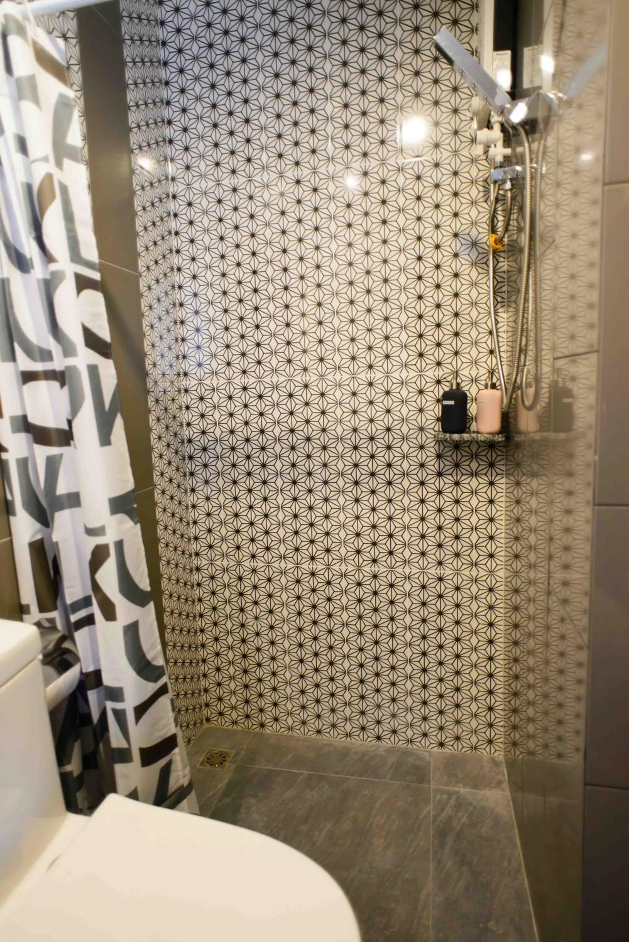 Bathroom in 87 Oldtown at River Pier