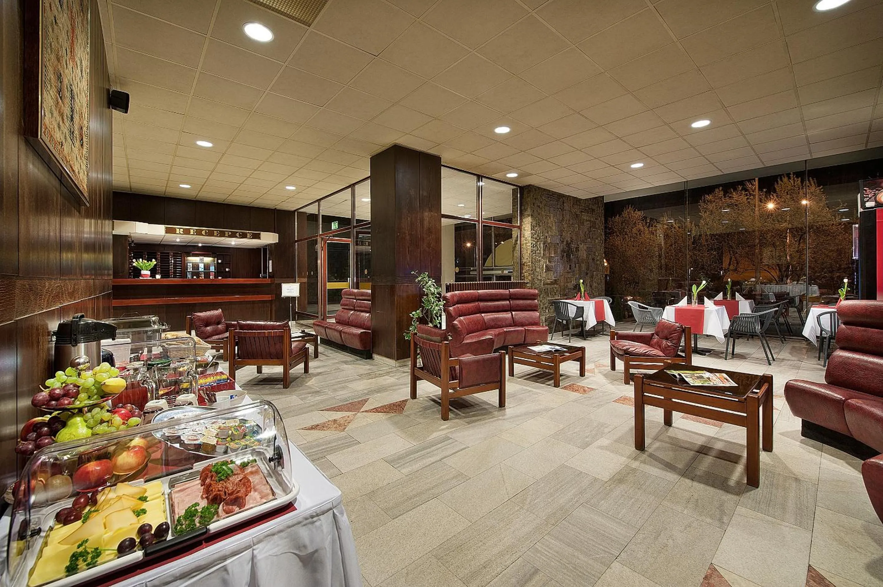 Restaurant/places to eat in Hotel Kladno