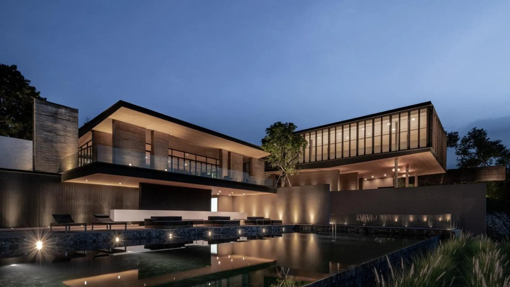 Swimming pool in Tara Villa