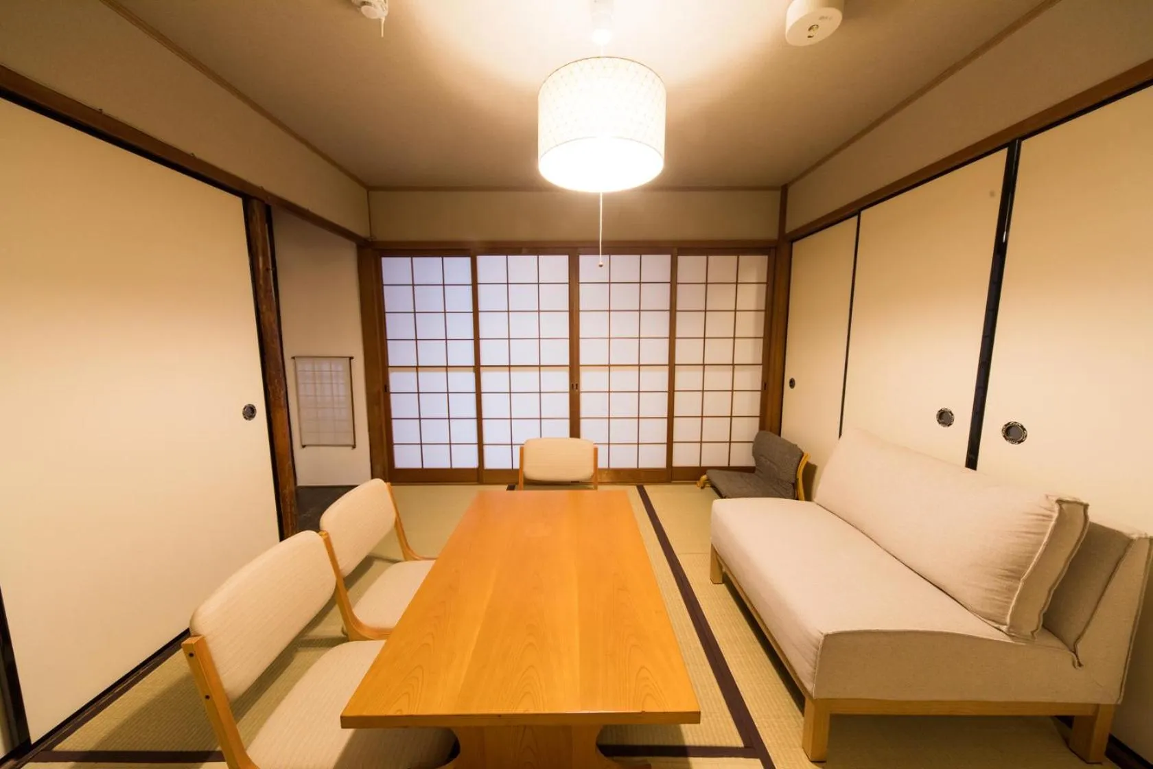 Living room in 京町家 懿造 -Kyomachiya IZO-