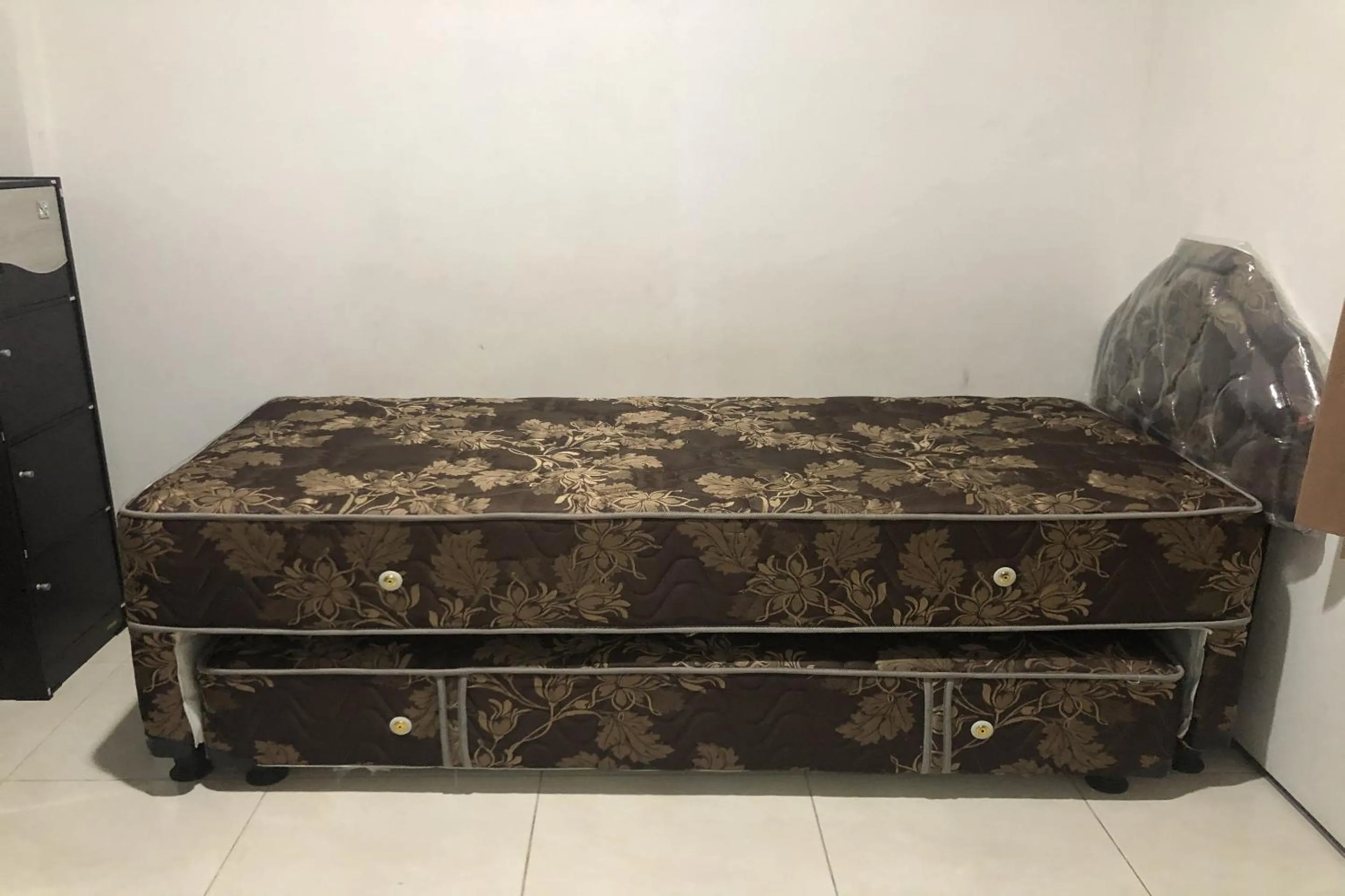 Bedroom in Charisma Residence Syariah