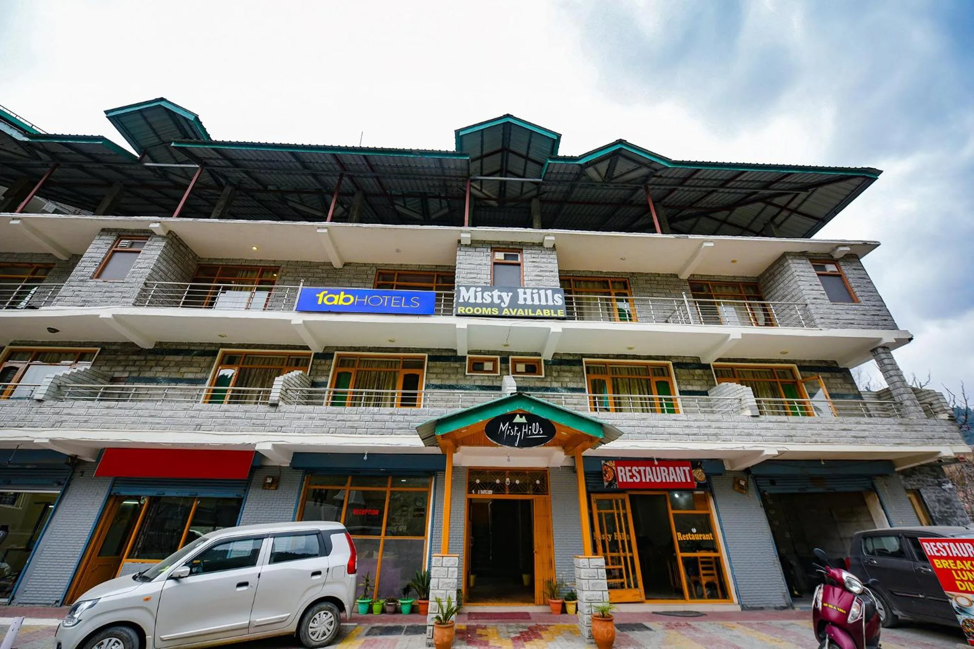 Property Building in FabHotel Misty Hills Nehru Kund