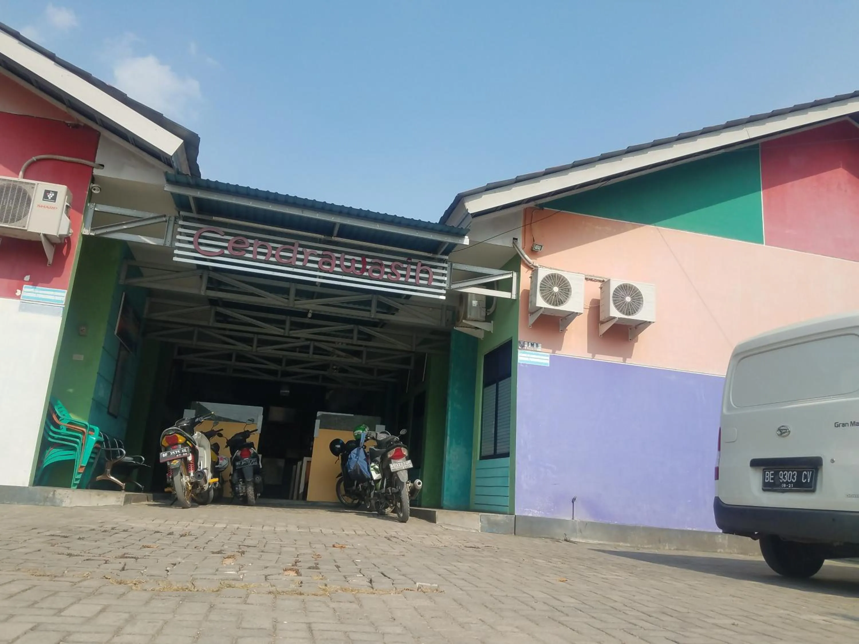 Property building in Cendrawasih Syariah Homestay