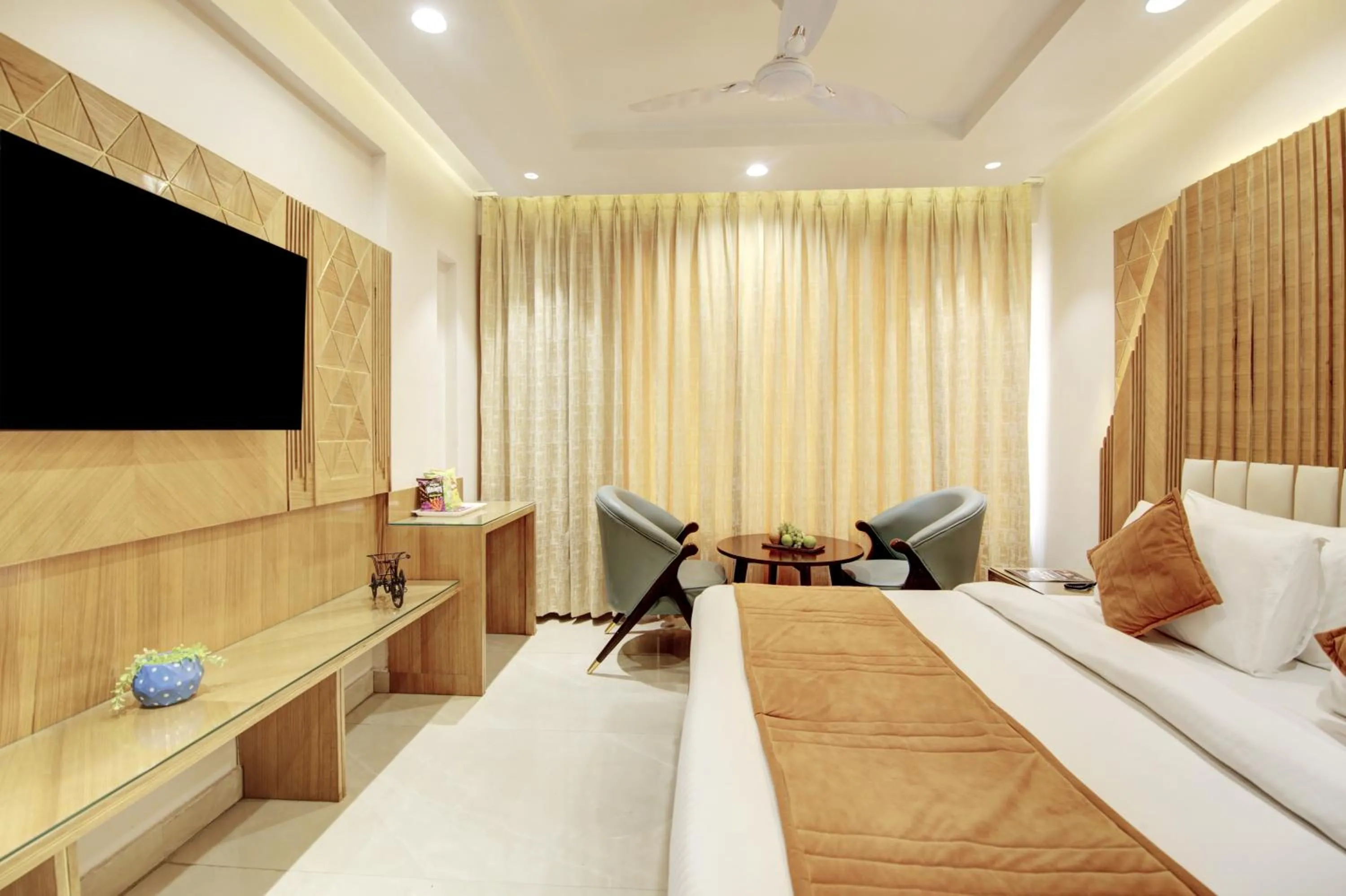 Bedroom, Bed in Hotel Krishna Plaza Just Near New Delhi Station And Connaught Place By M S Hospitality
